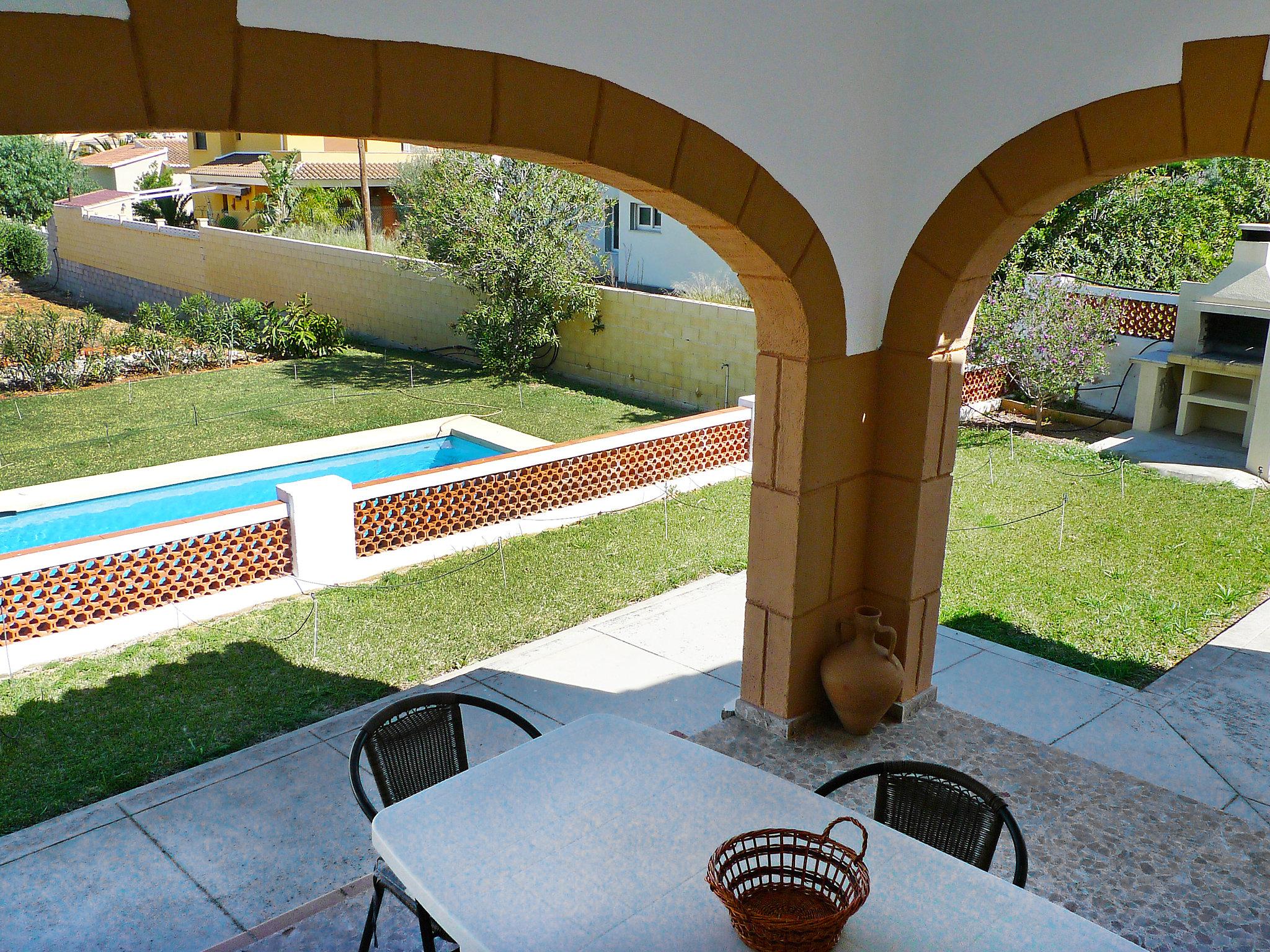 Foto 2 - Casa de 2 habitaciones en Dénia con piscina privada y vistas al mar