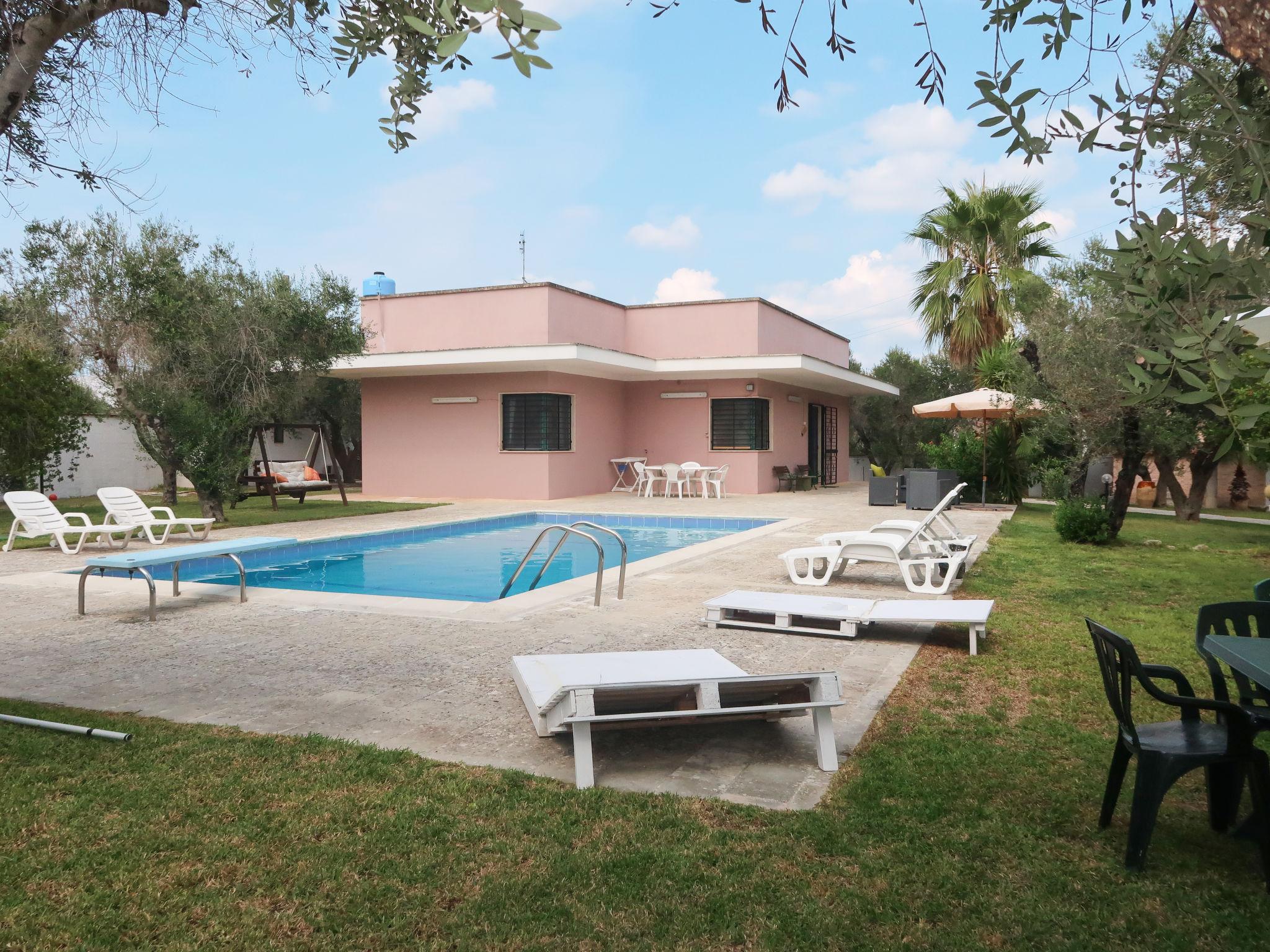 Foto 1 - Casa con 3 camere da letto a Martignano con piscina privata e vista mare