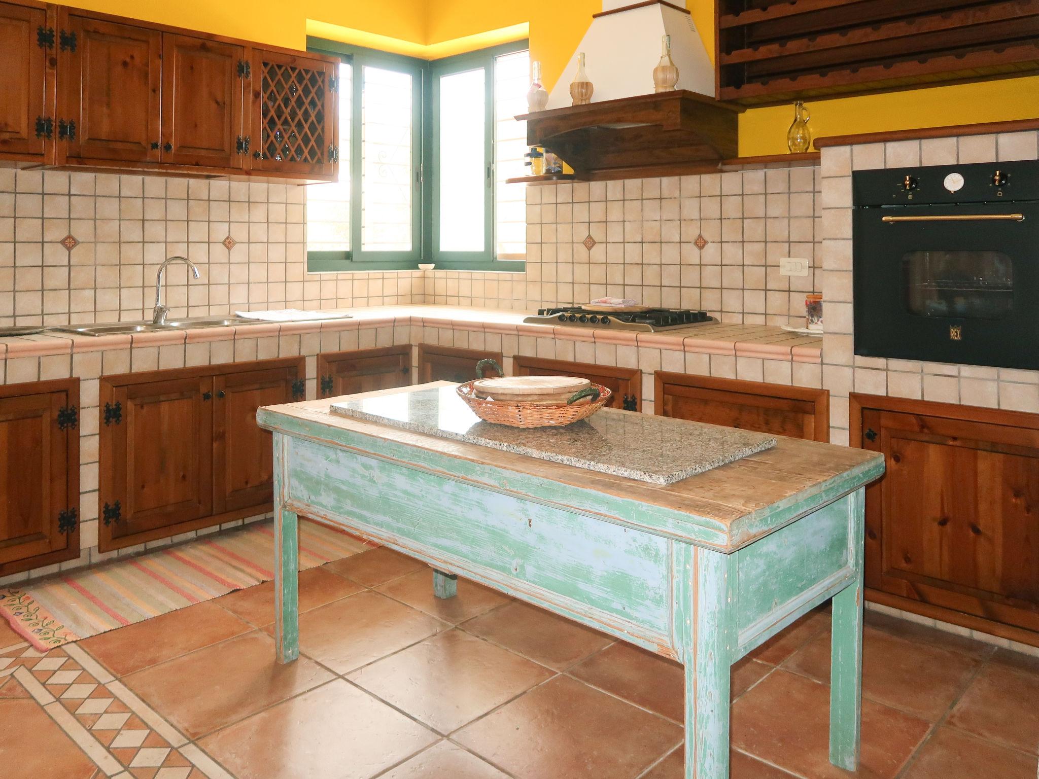 Photo 11 - 3 bedroom House in Martignano with private pool and garden