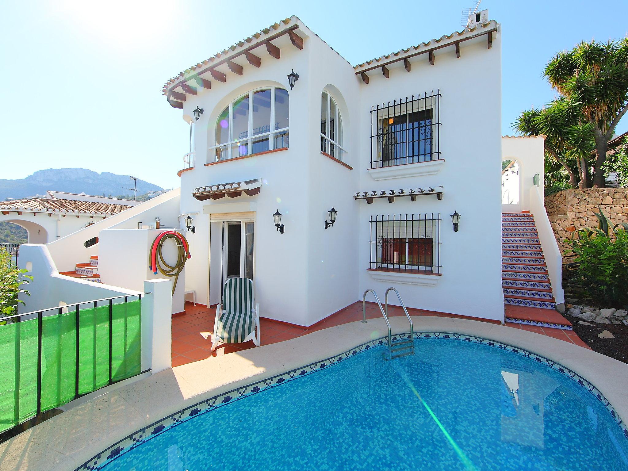 Photo 1 - 2 bedroom House in Dénia with private pool and sea view
