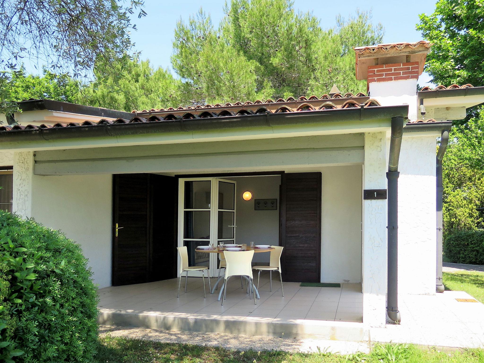 Photo 1 - Maison de 1 chambre à Grado avec piscine et jardin