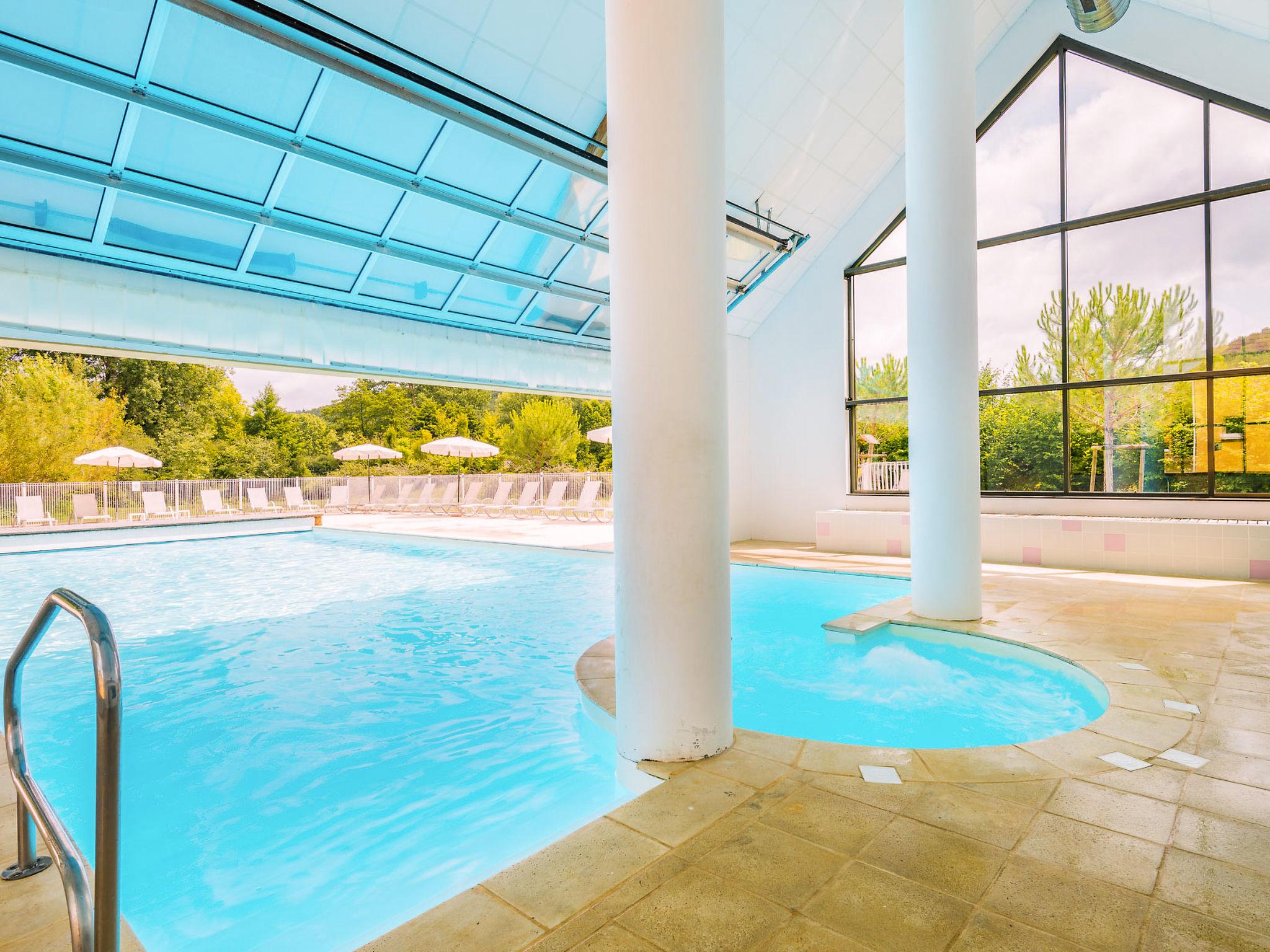 Foto 5 - Casa de 3 quartos em Montignac-Lascaux com piscina e terraço