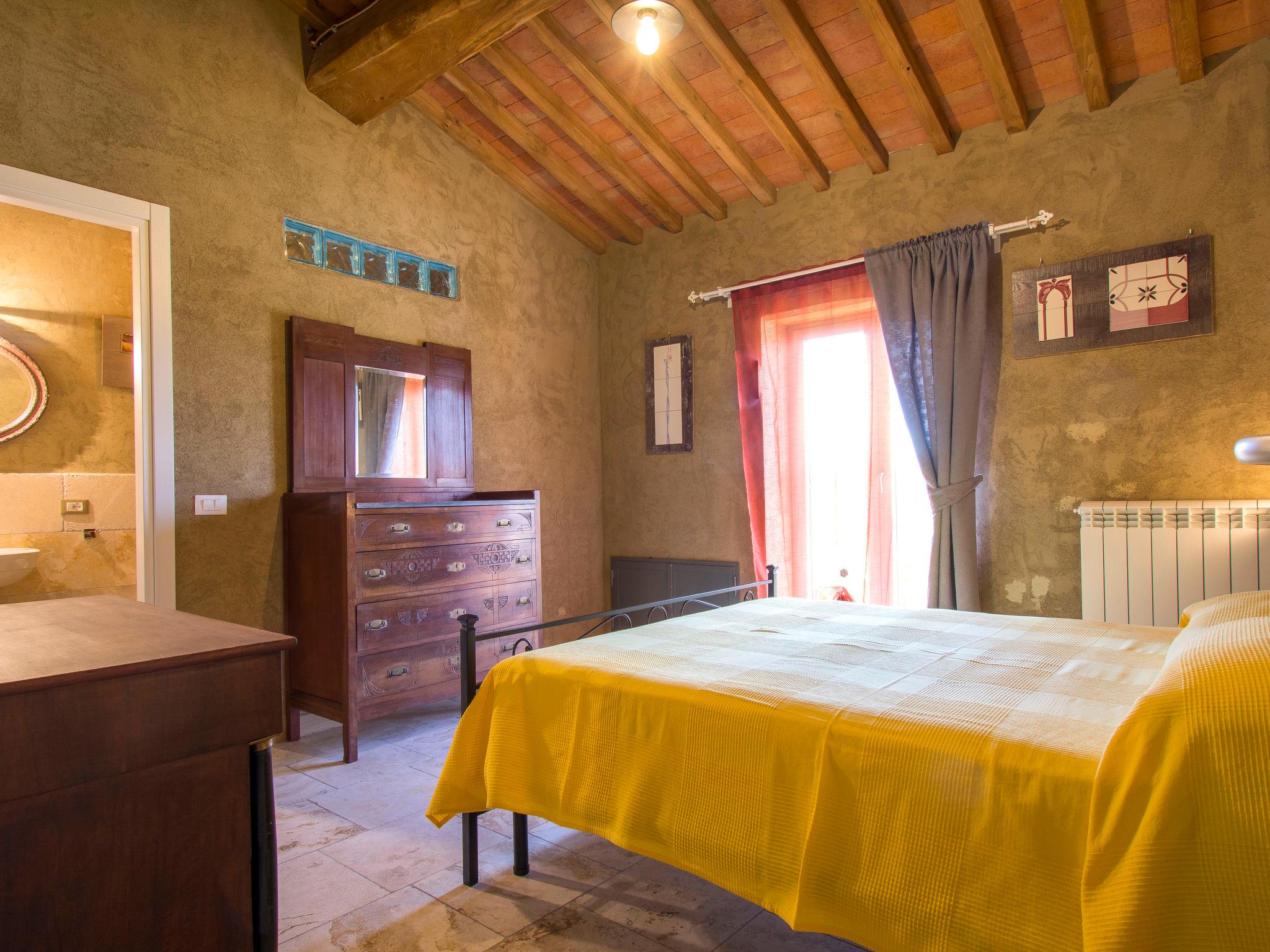 Foto 19 - Casa con 7 camere da letto a Capannori con piscina privata e terrazza