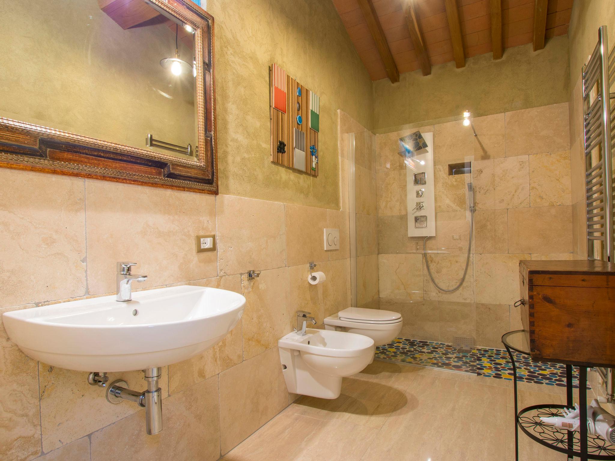 Photo 27 - Maison de 7 chambres à Capannori avec piscine privée et terrasse