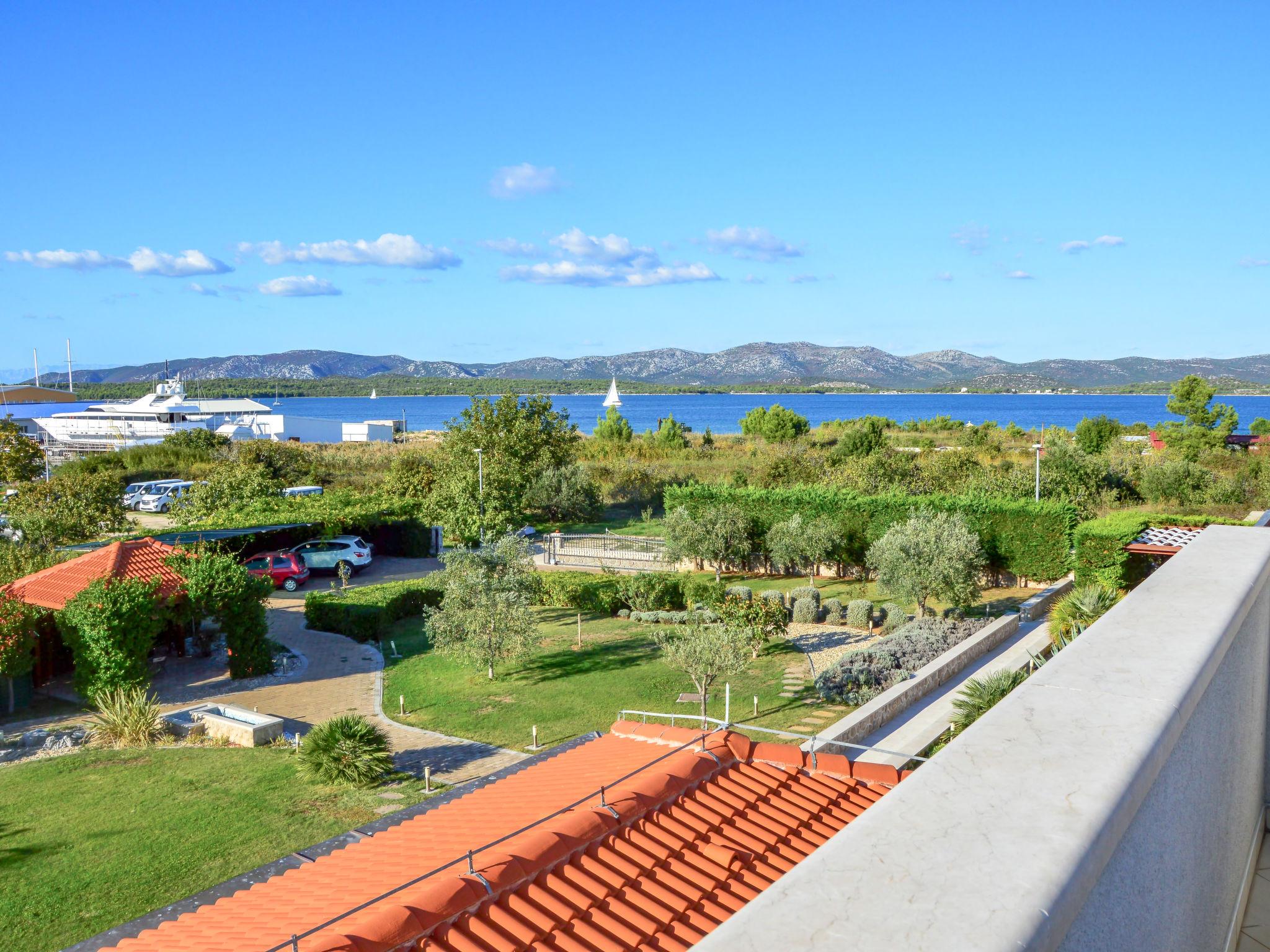 Photo 18 - Maison de 5 chambres à Tisno avec piscine privée et vues à la mer