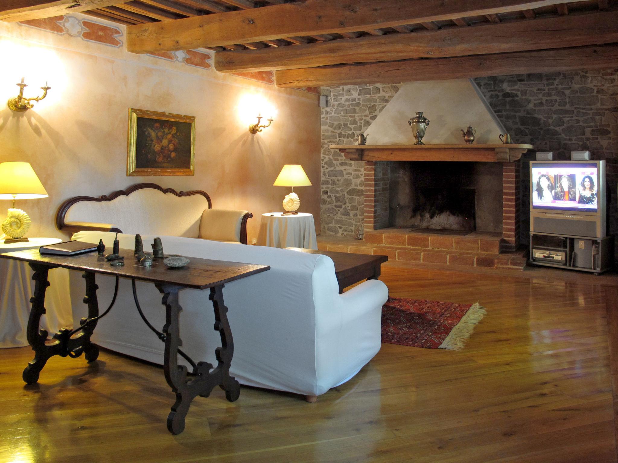 Foto 7 - Casa con 5 camere da letto a San Venanzo con piscina privata e terrazza