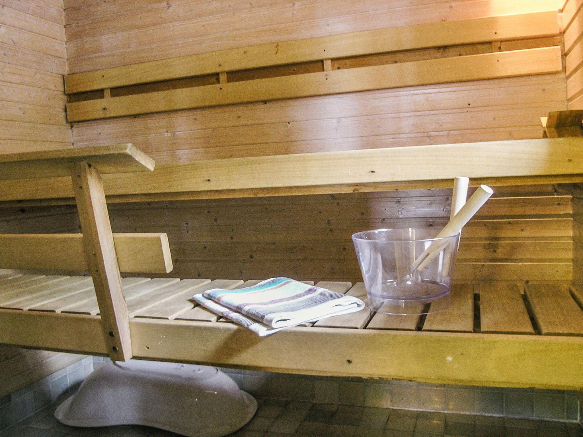 Foto 17 - Casa de 2 habitaciones en Sotkamo con sauna