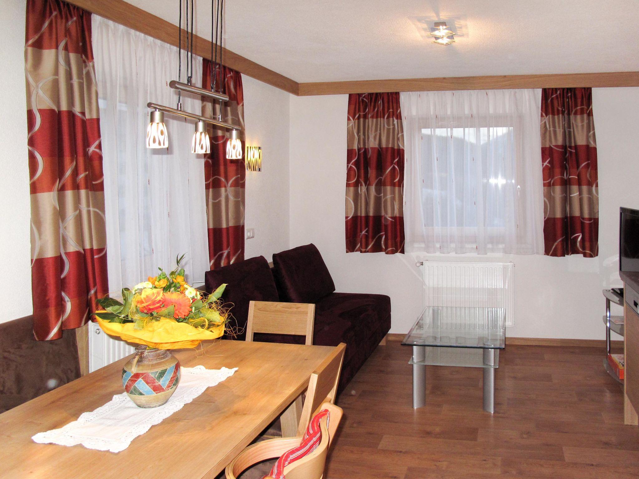 Photo 6 - 2 bedroom Apartment in Fendels with garden and mountain view