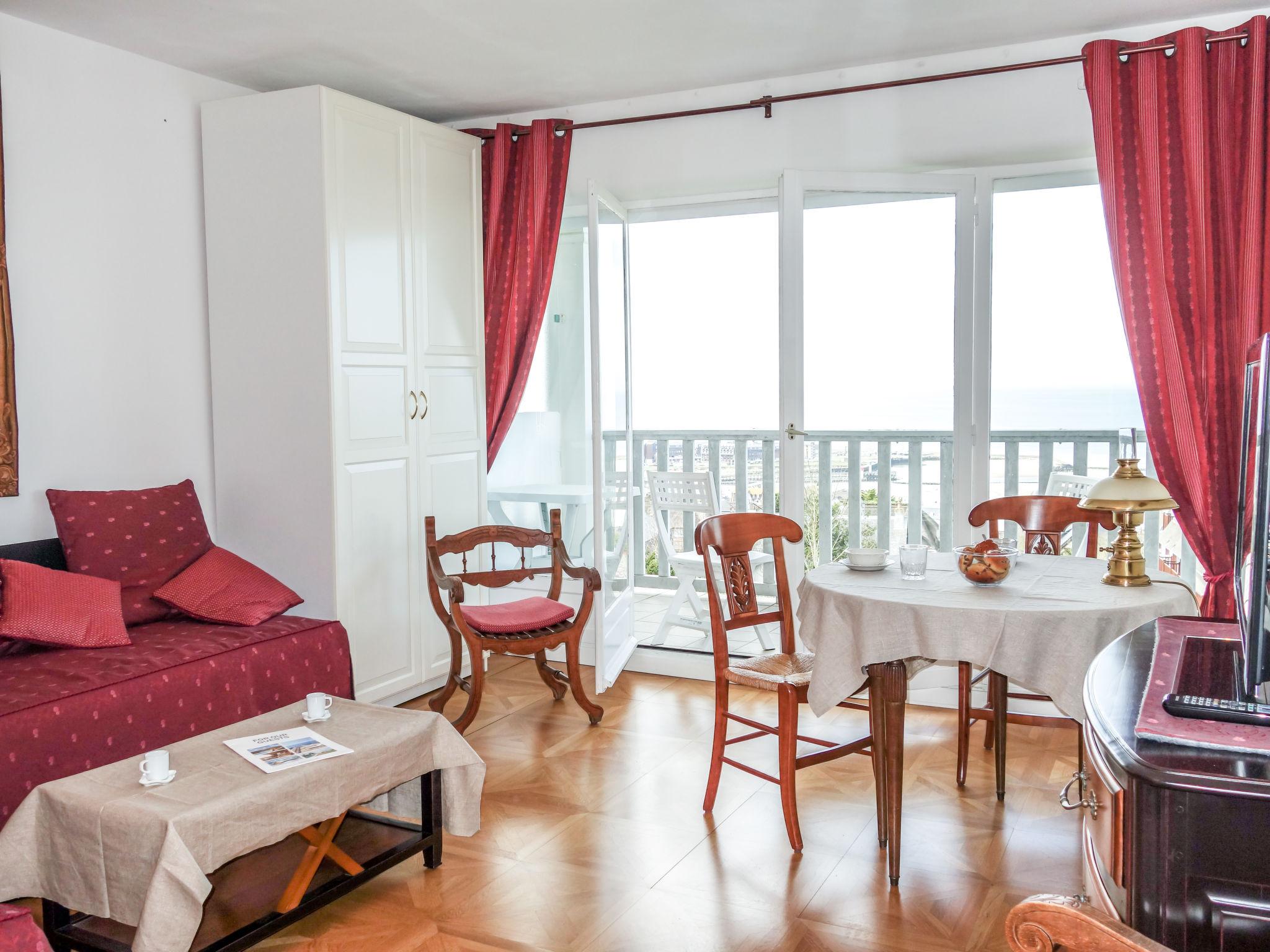 Foto 4 - Apartamento em Trouville-sur-Mer com vistas do mar