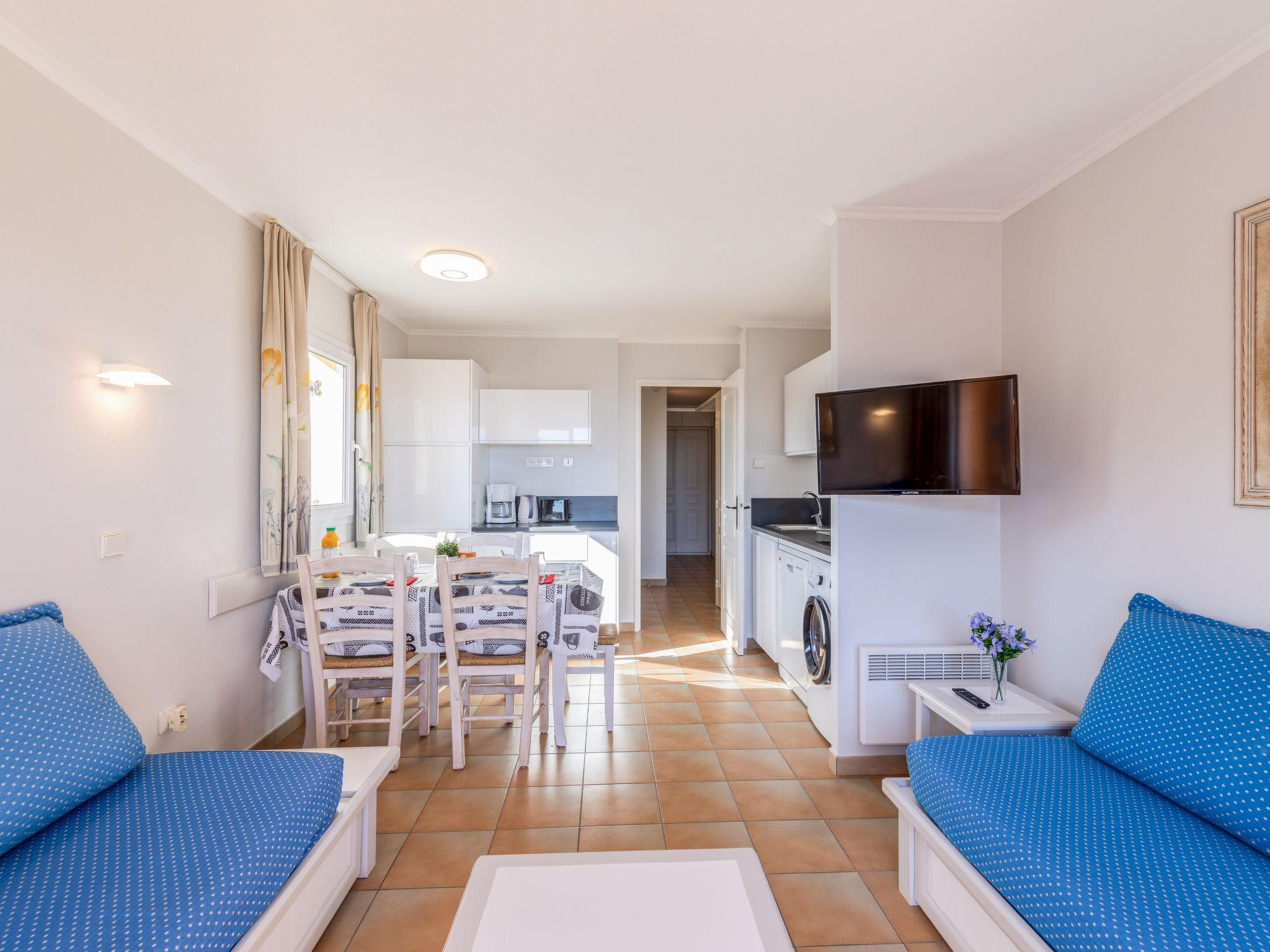 Foto 6 - Apartamento de 1 quarto em Roquebrune-sur-Argens com piscina e terraço