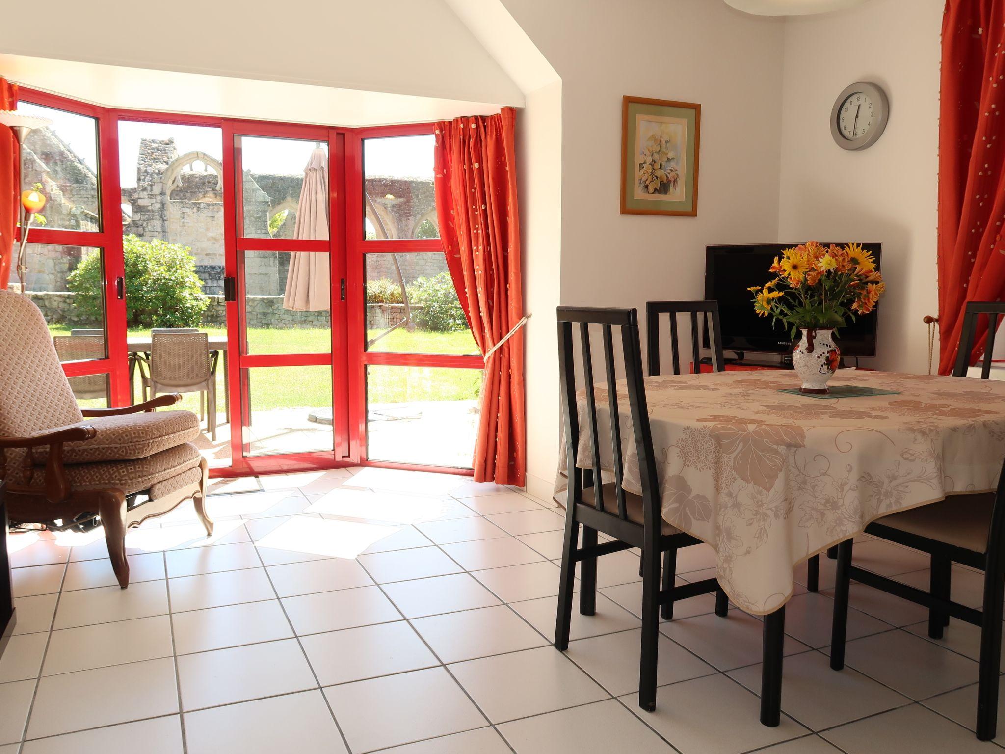 Photo 5 - 2 bedroom Apartment in Pont-l'Abbé with garden and sea view
