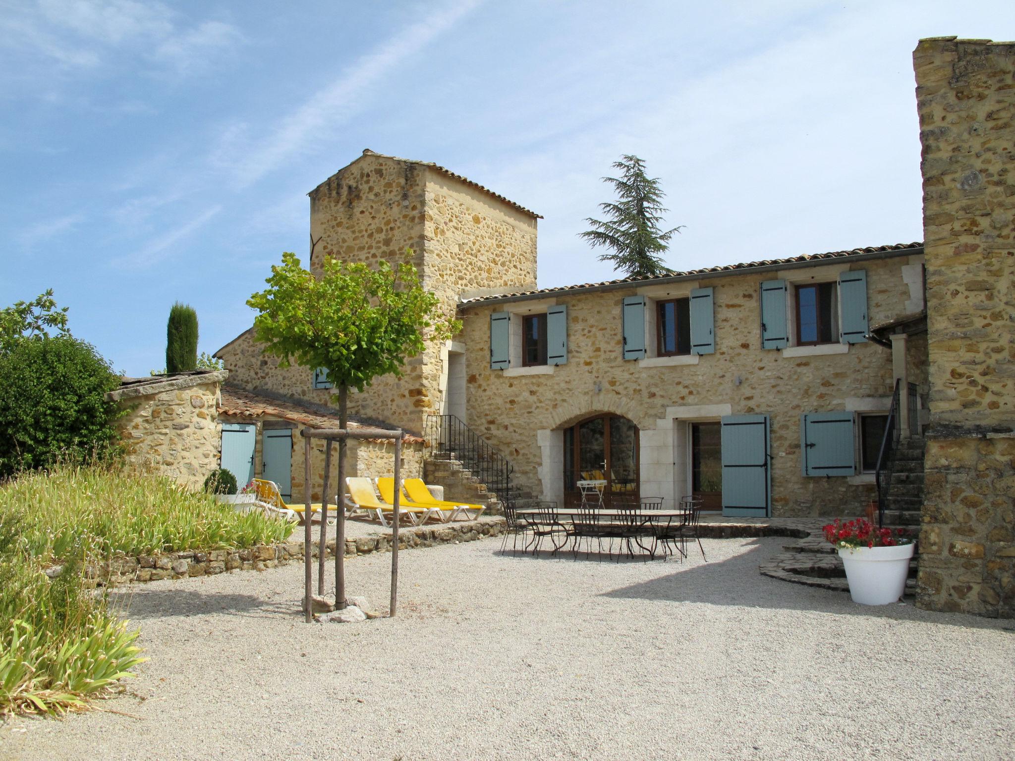 Photo 1 - Maison de 5 chambres à Saint-Maime avec piscine privée et jardin