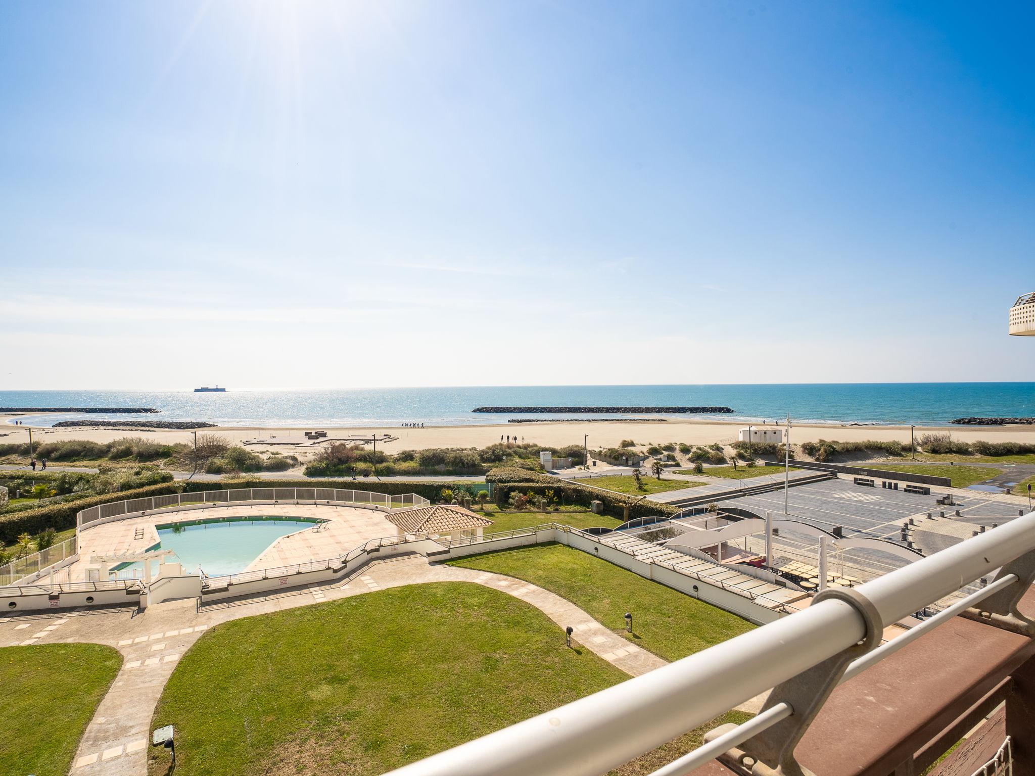 Foto 16 - Apartamento de 2 quartos em Agde com piscina e vistas do mar