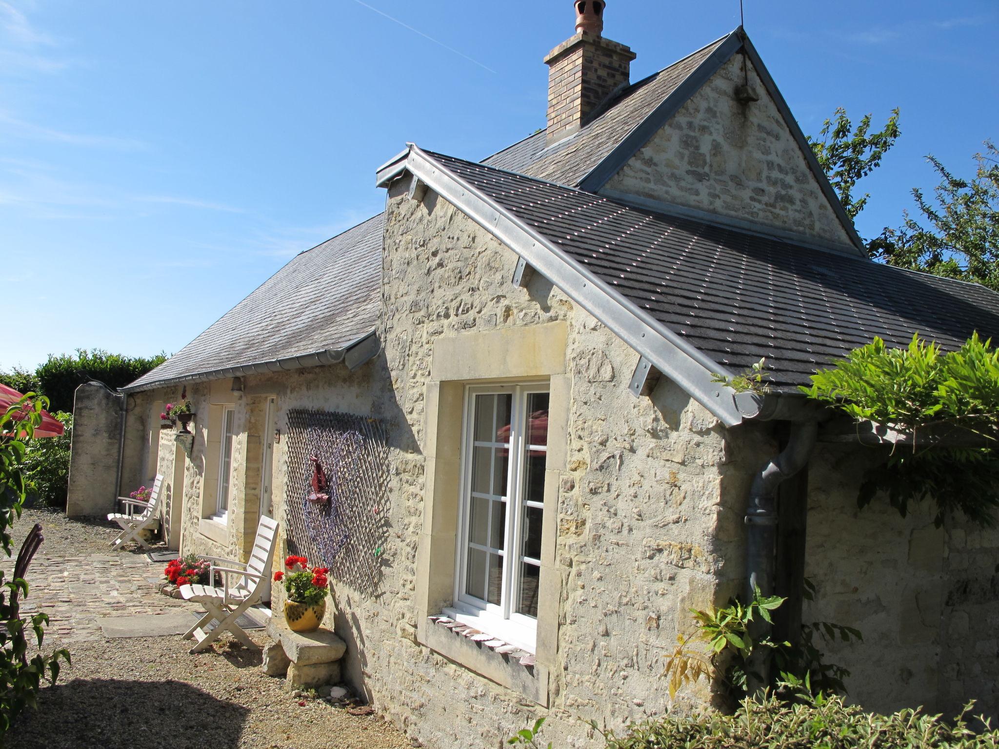 Photo 8 - Maison de 2 chambres à Commes avec jardin et vues à la mer