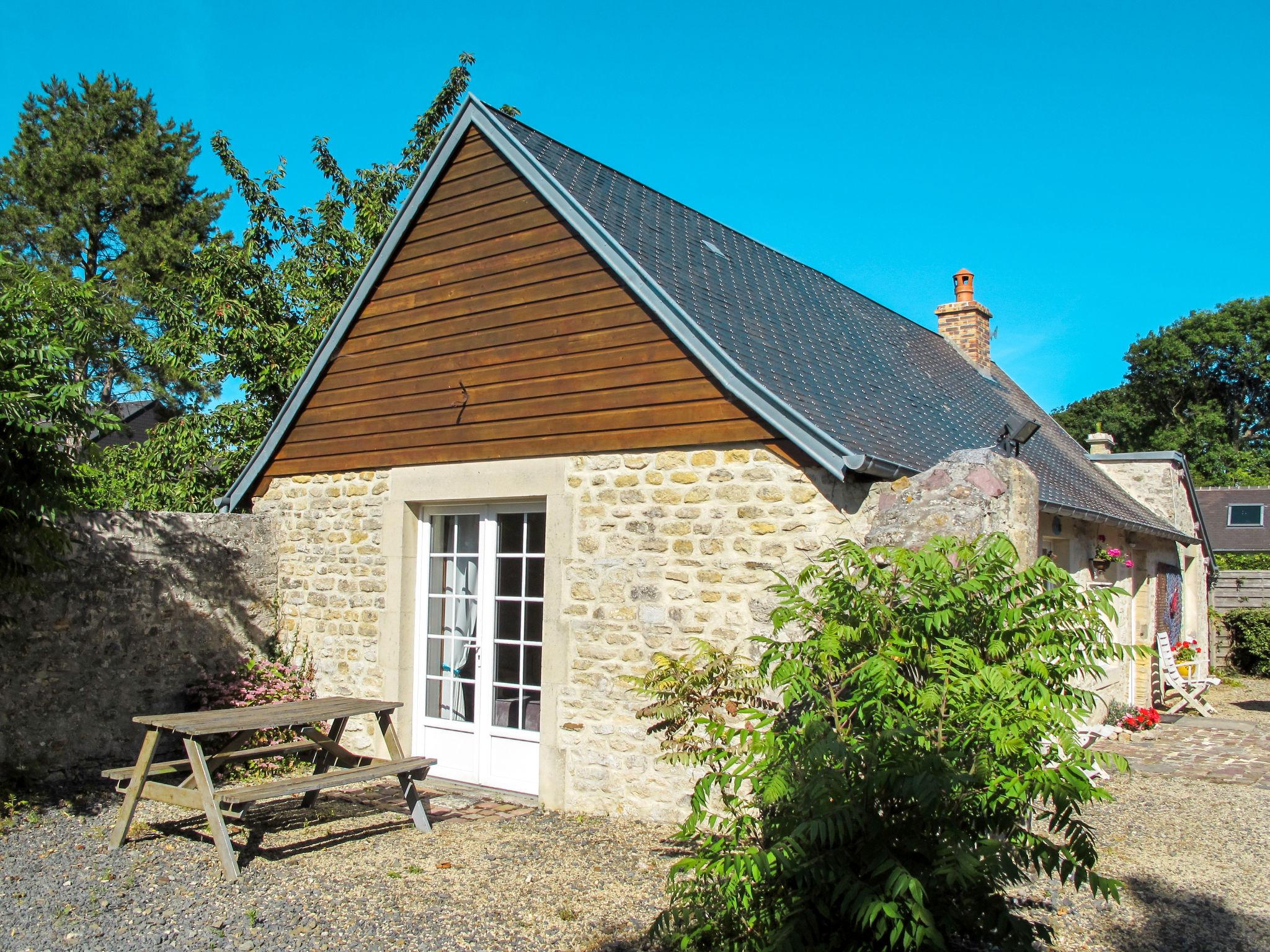 Photo 6 - Maison de 2 chambres à Commes avec jardin et vues à la mer