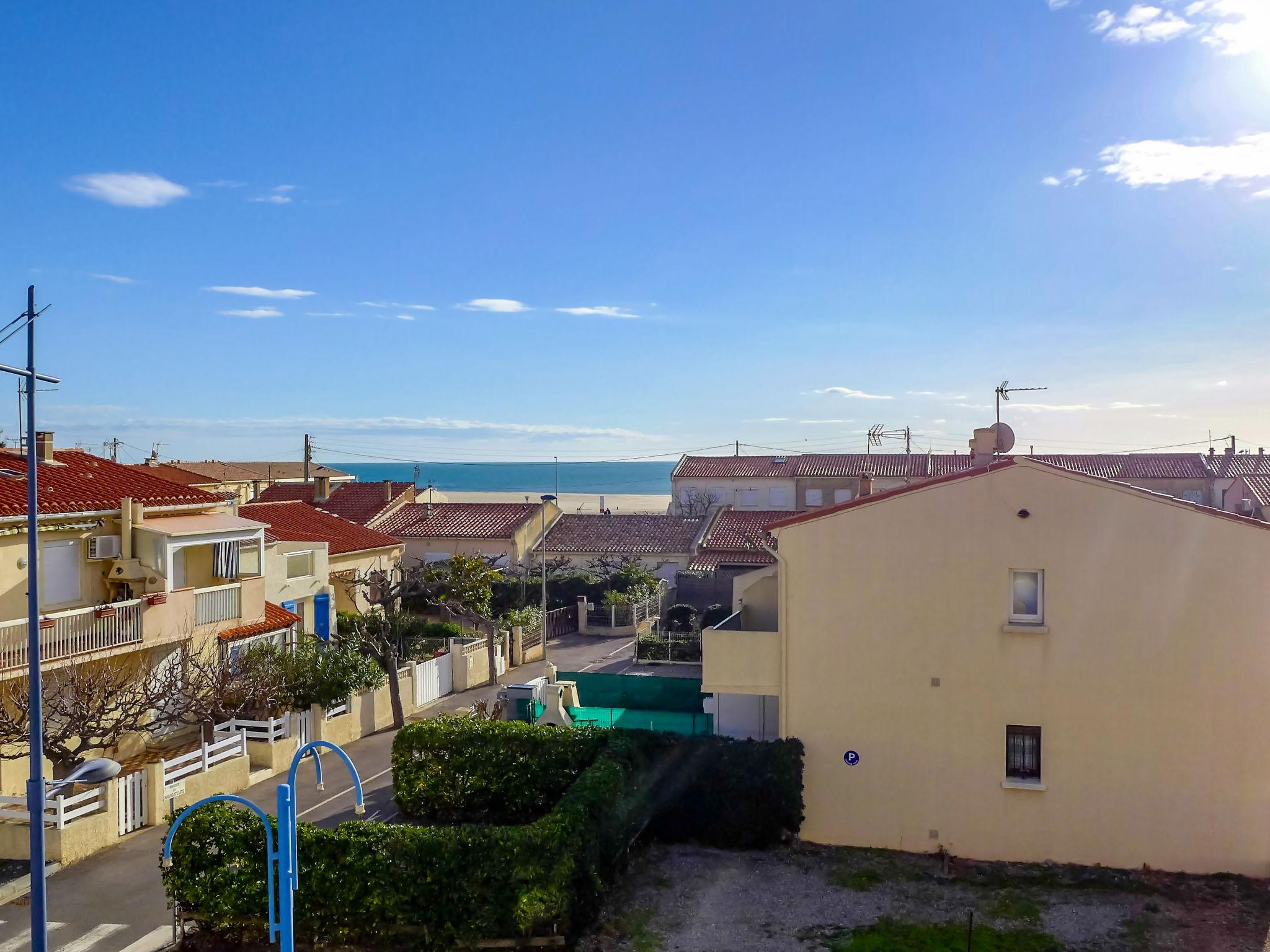 Photo 13 - Appartement de 3 chambres à Fleury avec vues à la mer