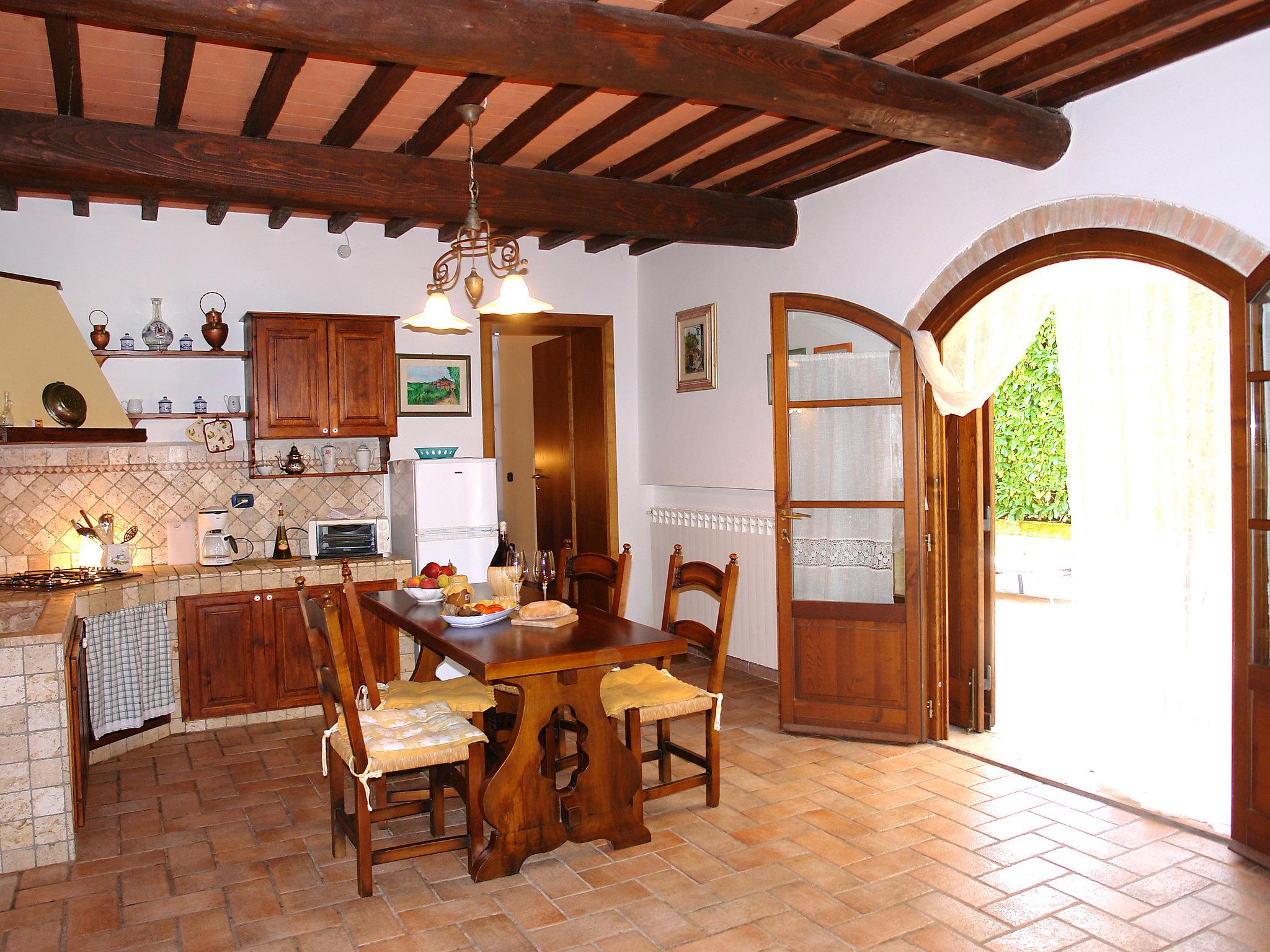 Foto 14 - Casa de 2 habitaciones en Castellina in Chianti con piscina y jardín