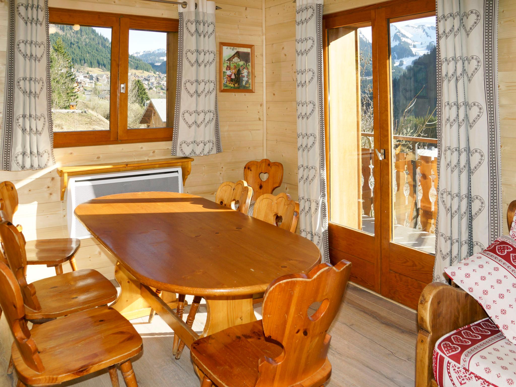 Photo 3 - 2 bedroom Apartment in Châtel with garden and terrace