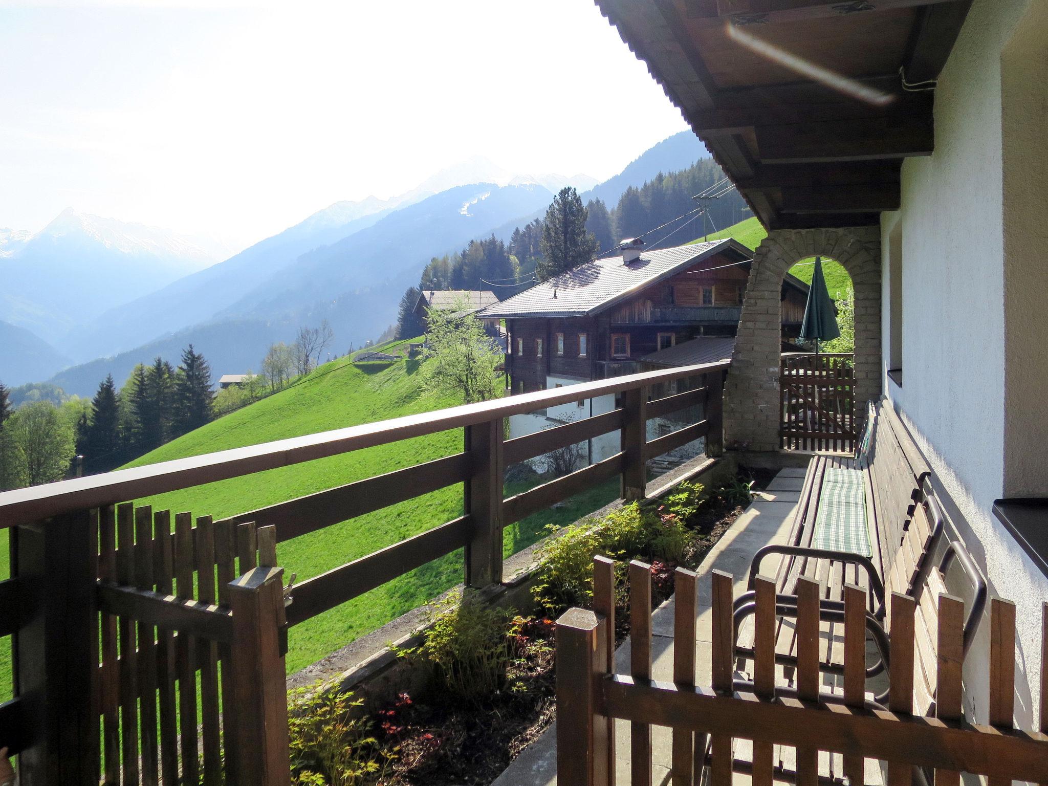 Photo 13 - Maison de 8 chambres à Finkenberg avec jardin et vues sur la montagne