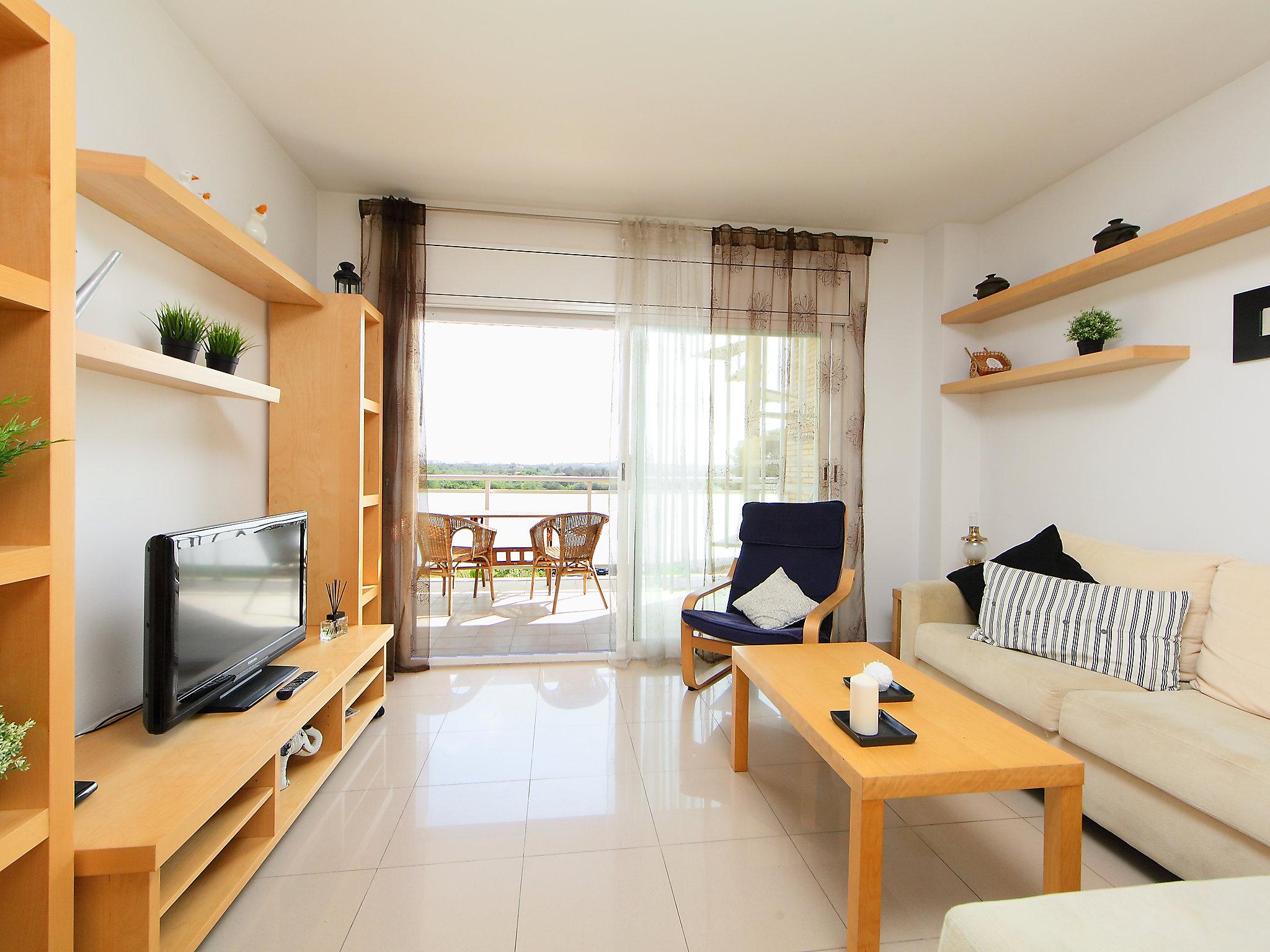 Foto 3 - Apartamento de 3 quartos em Salou com piscina e vistas do mar