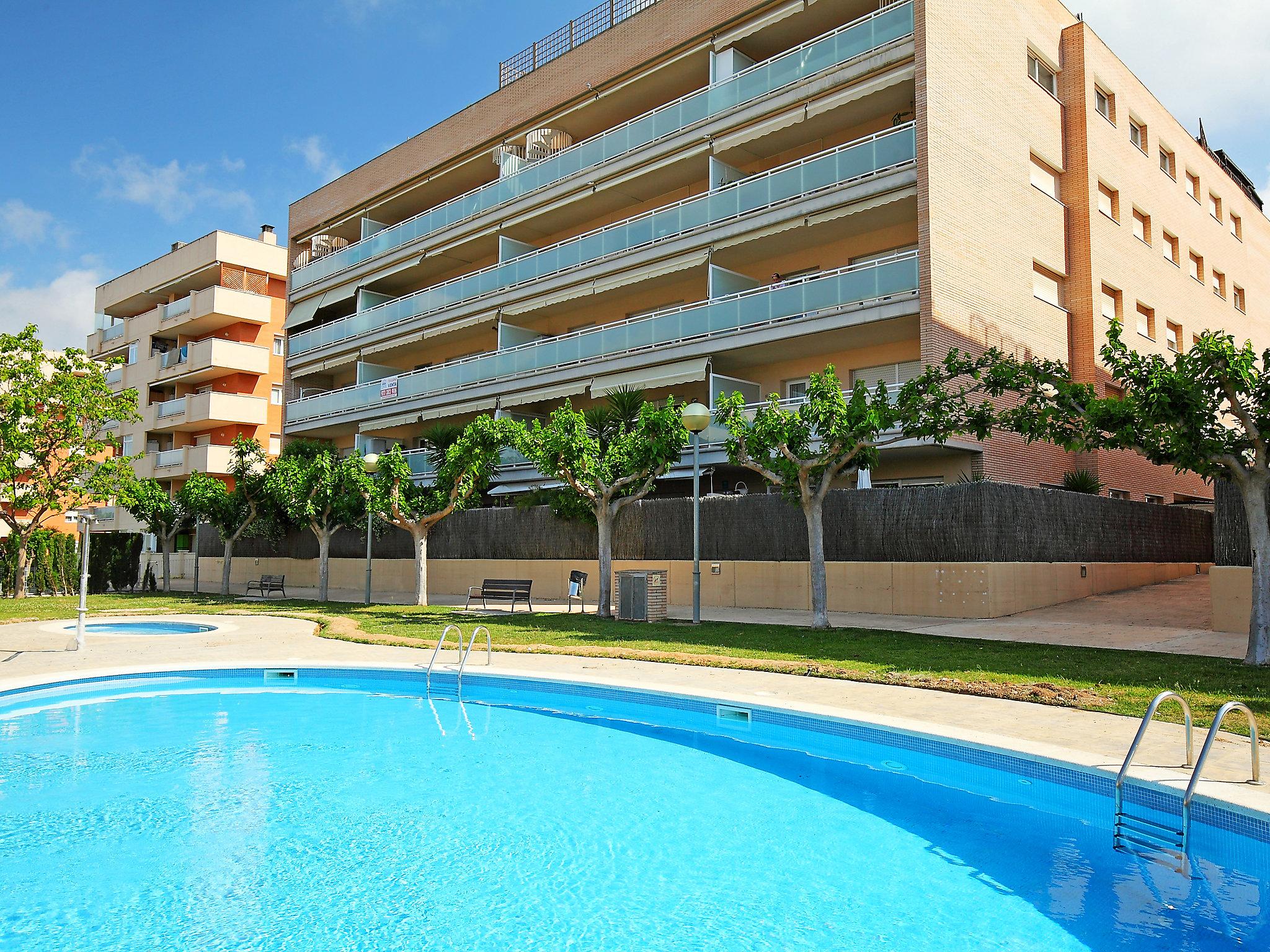 Photo 1 - Appartement de 3 chambres à Salou avec piscine et vues à la mer