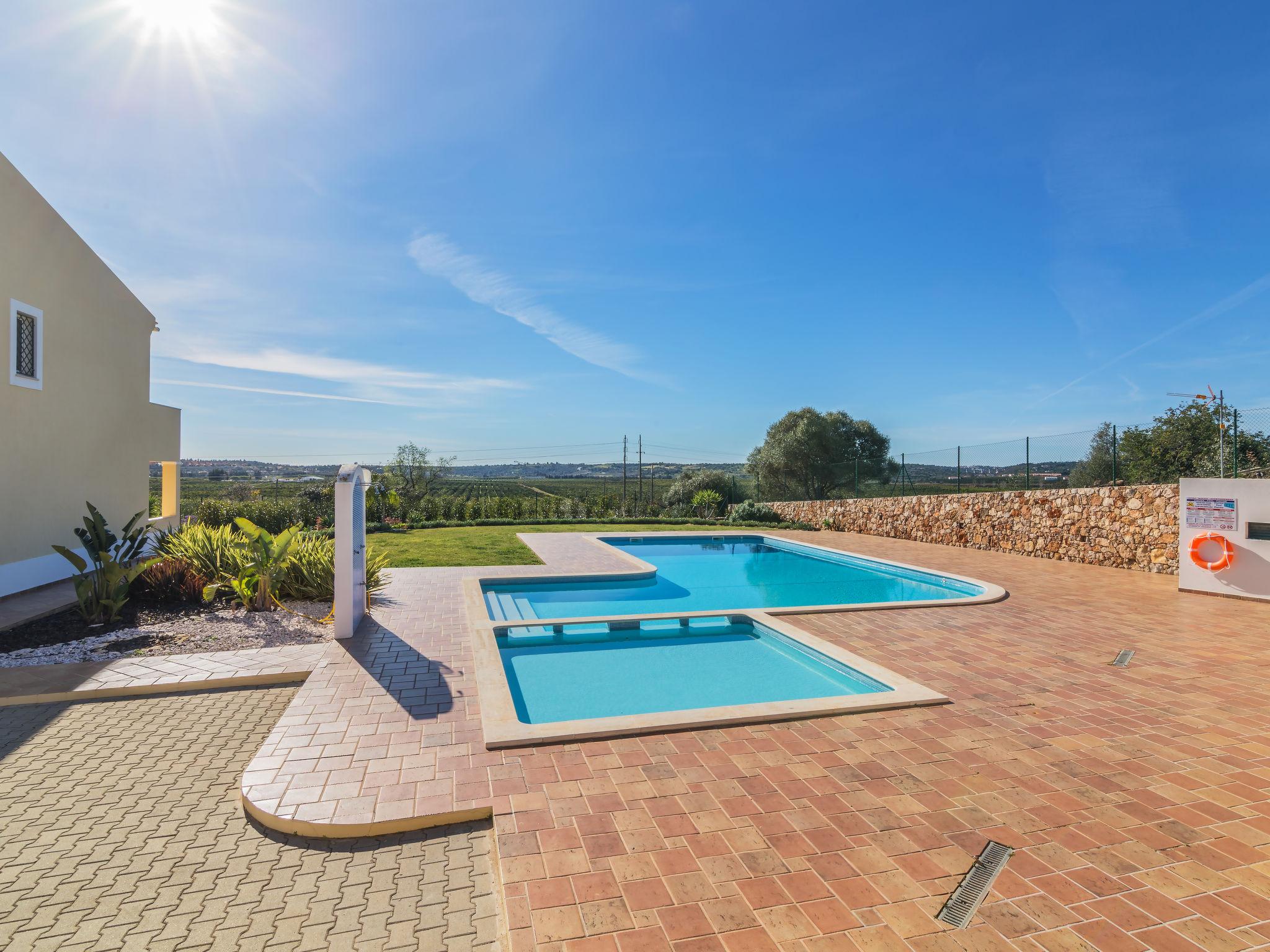 Foto 22 - Casa con 3 camere da letto a Silves con piscina e terrazza