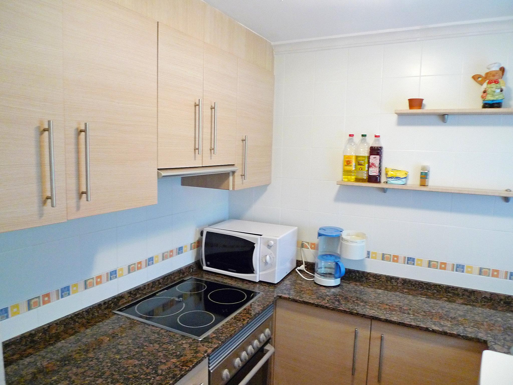 Photo 6 - 2 bedroom House in Dénia with swimming pool and garden