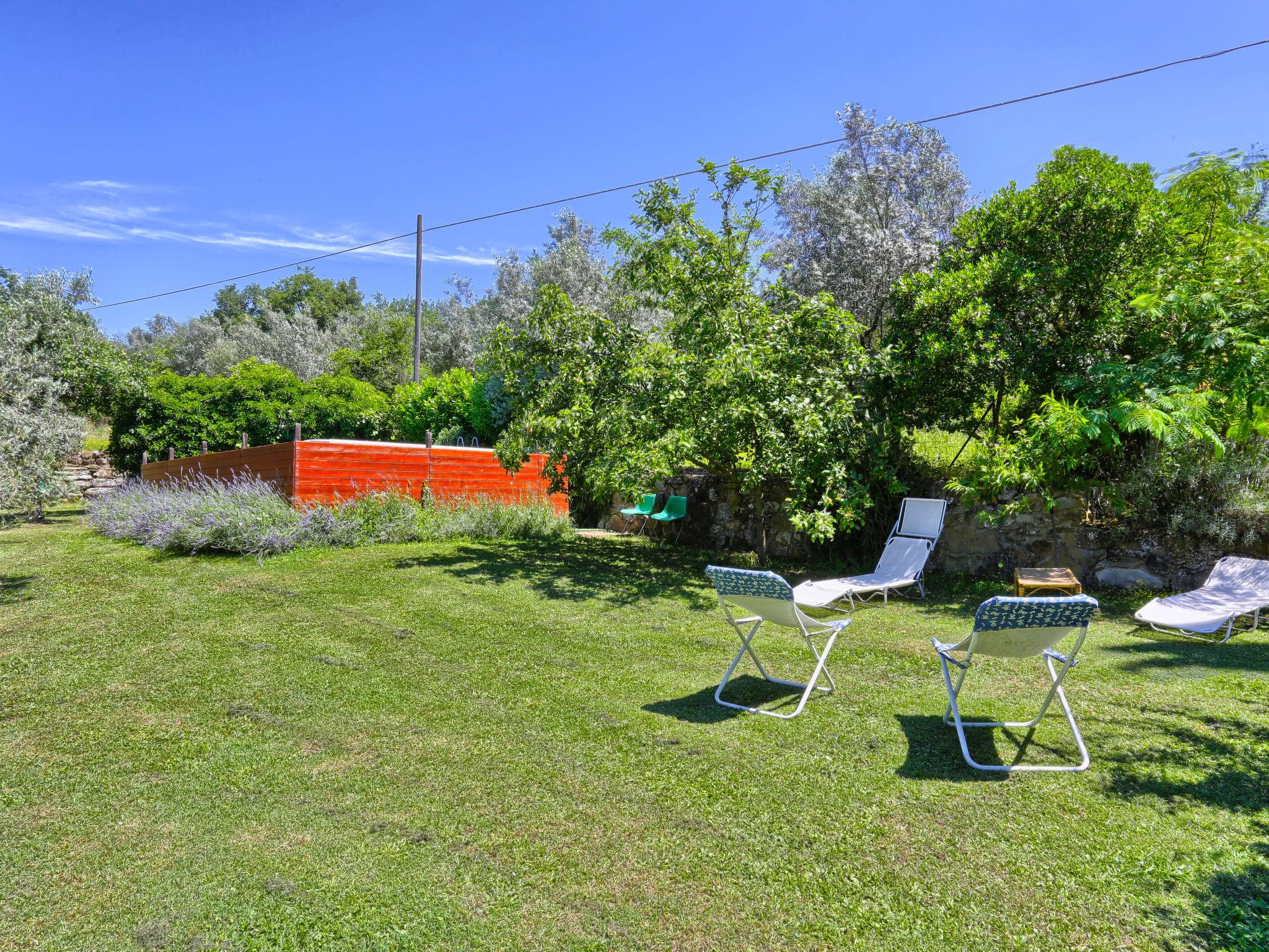 Foto 24 - Casa de 2 quartos em Bucine com piscina privada e jardim