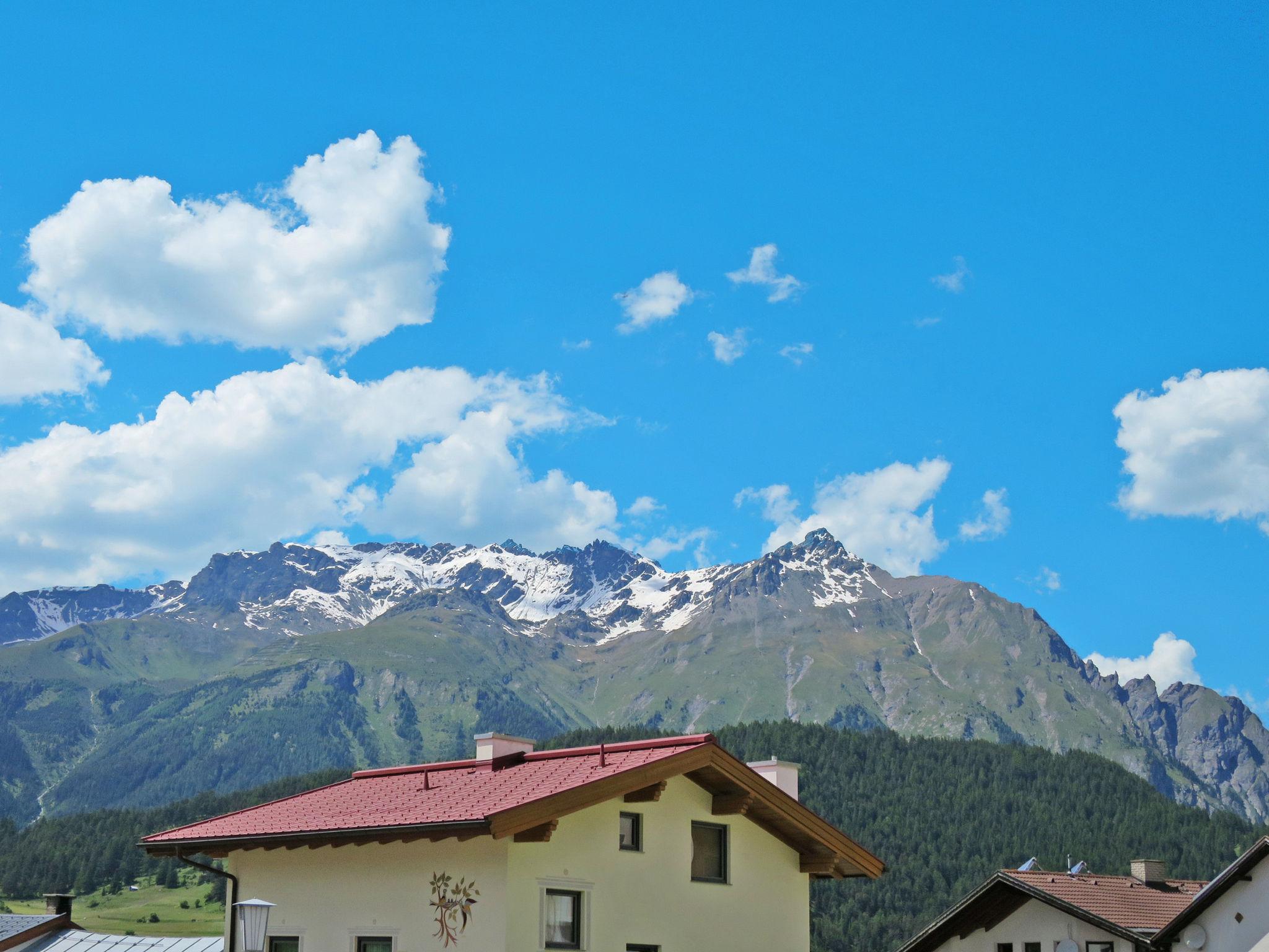 Foto 2 - Appartamento con 2 camere da letto a Nauders con giardino e vista sulle montagne