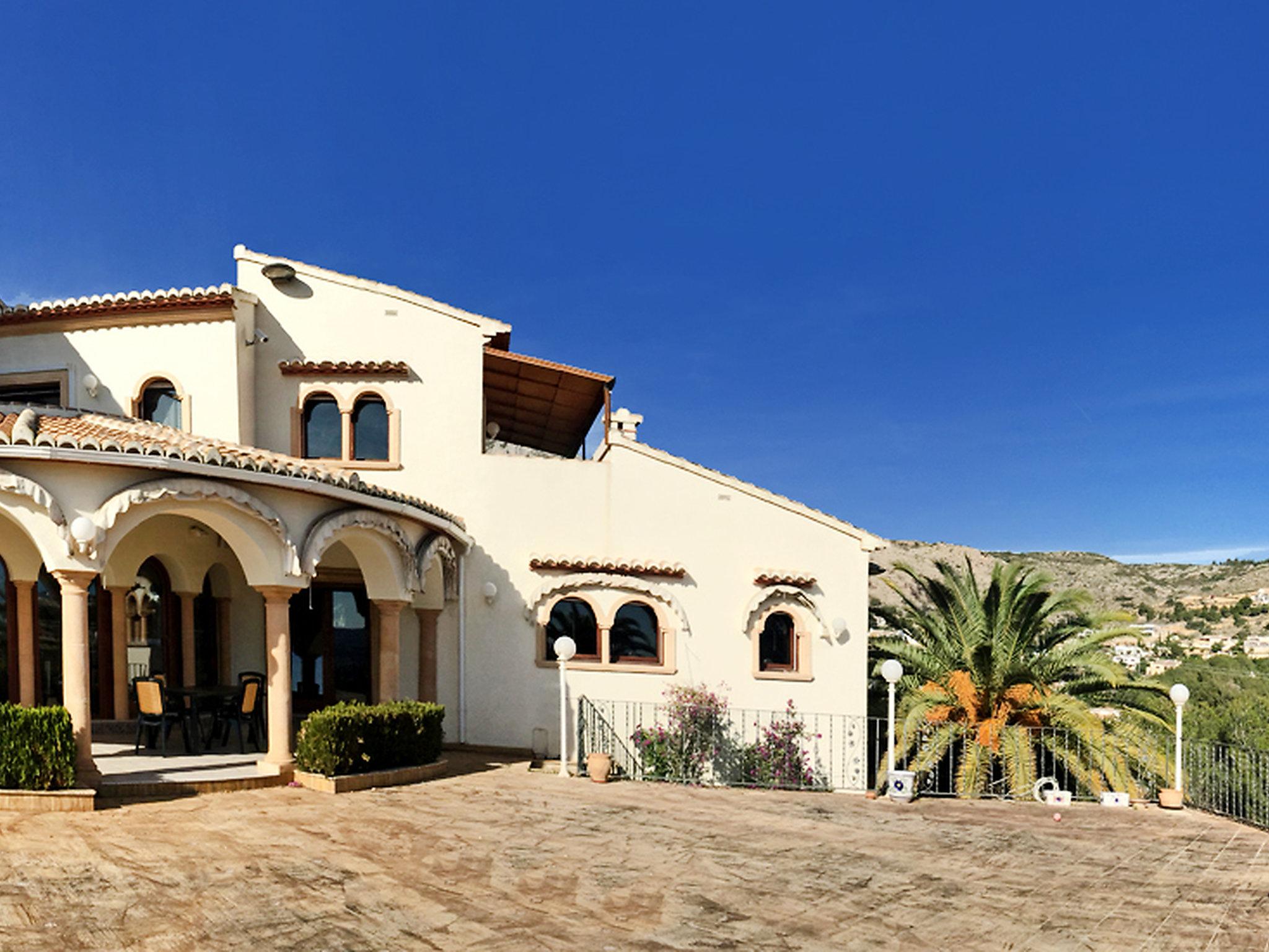 Foto 42 - Casa de 5 quartos em Jávea com piscina privada e jardim