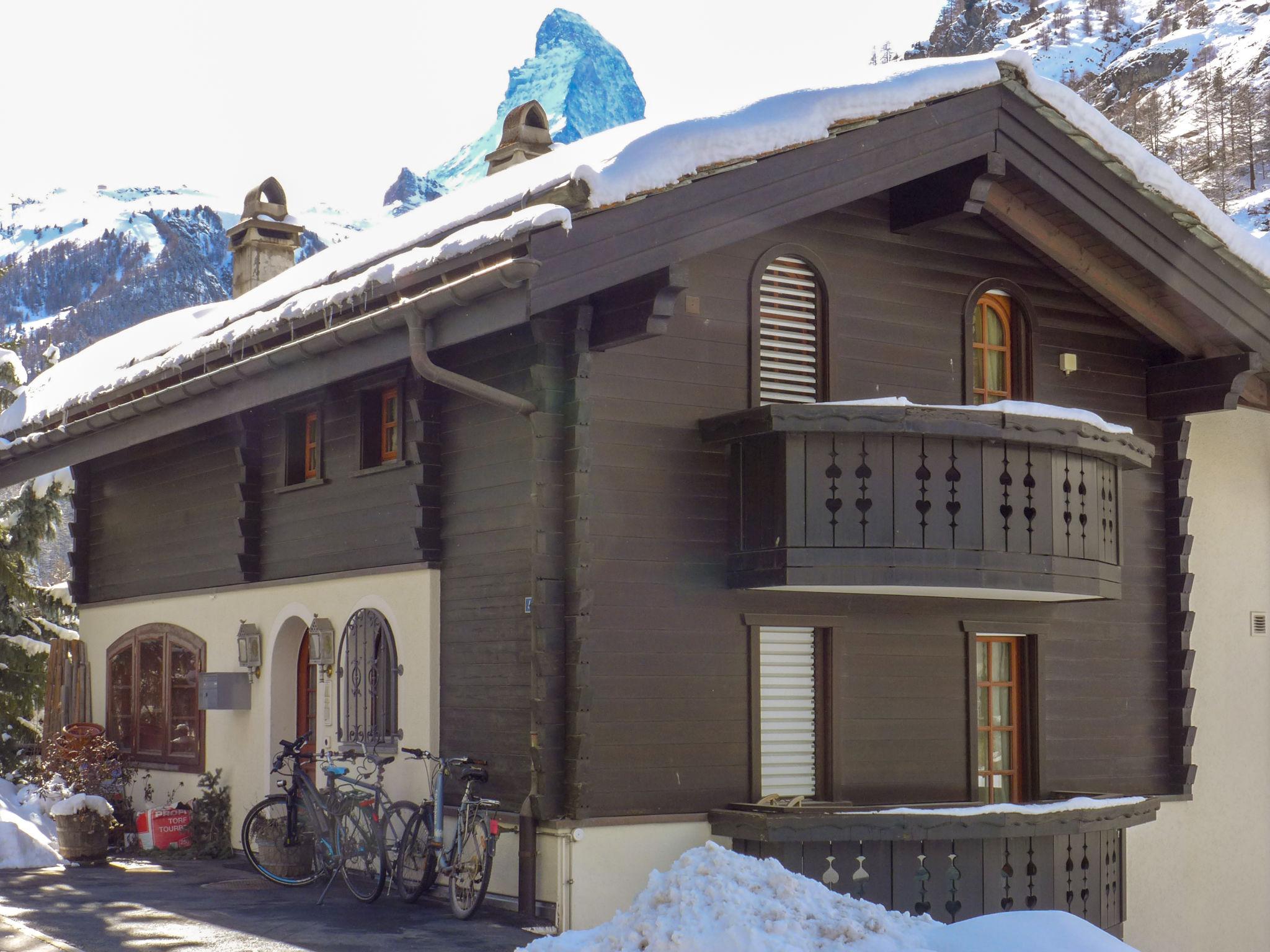 Foto 13 - Apartamento de 1 habitación en Zermatt con vistas a la montaña