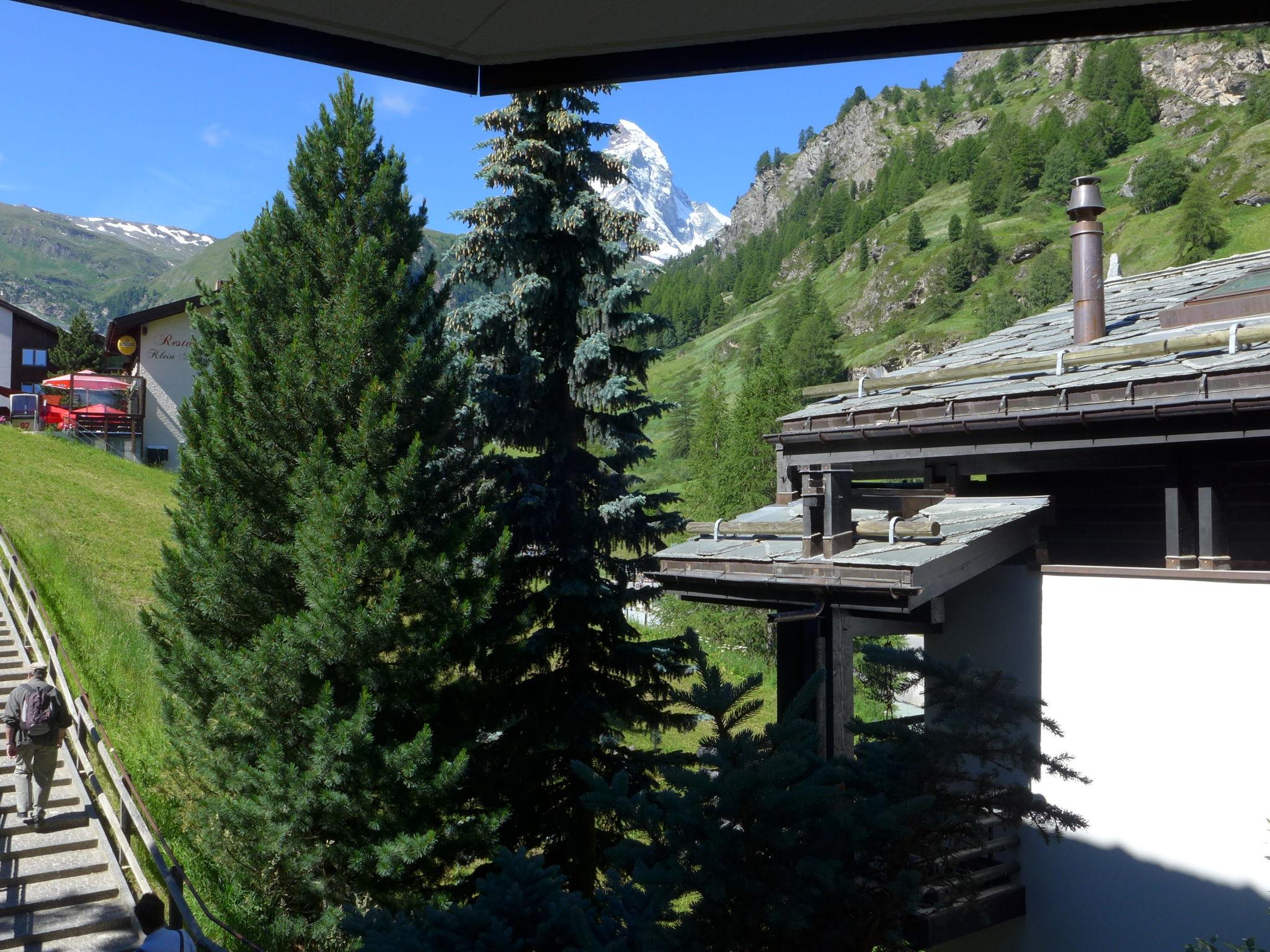 Foto 5 - Apartamento de 1 habitación en Zermatt con vistas a la montaña