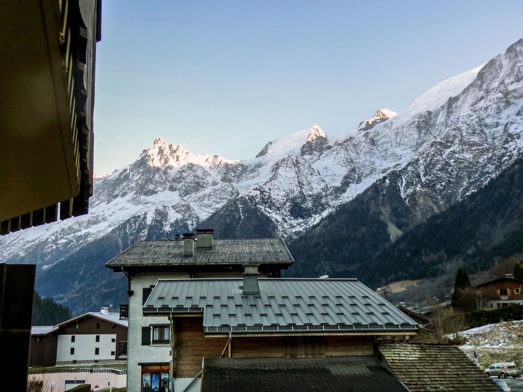 Foto 14 - Apartment mit 2 Schlafzimmern in Les Houches mit blick auf die berge