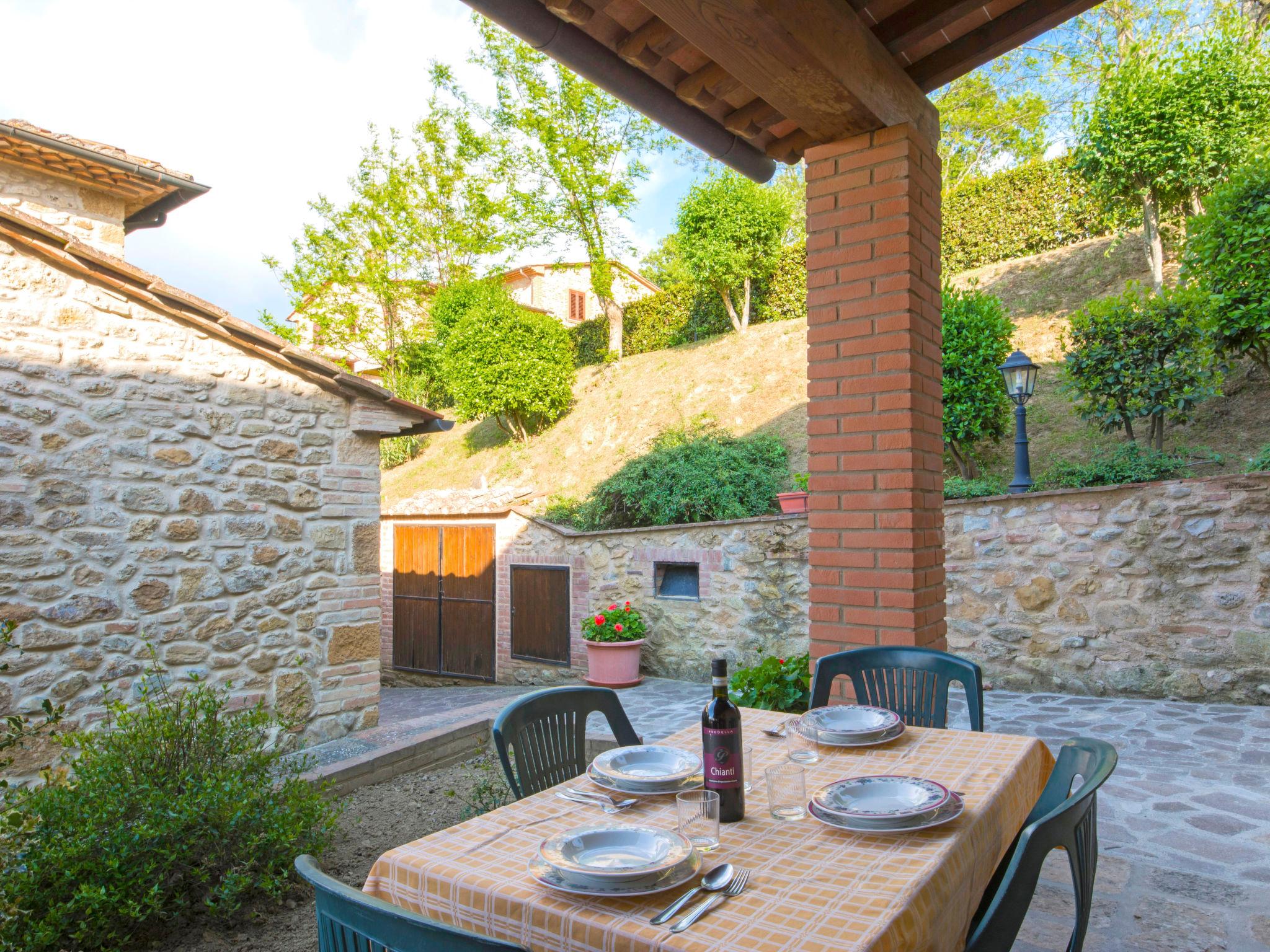 Foto 14 - Apartamento de 2 quartos em Volterra com piscina e jardim