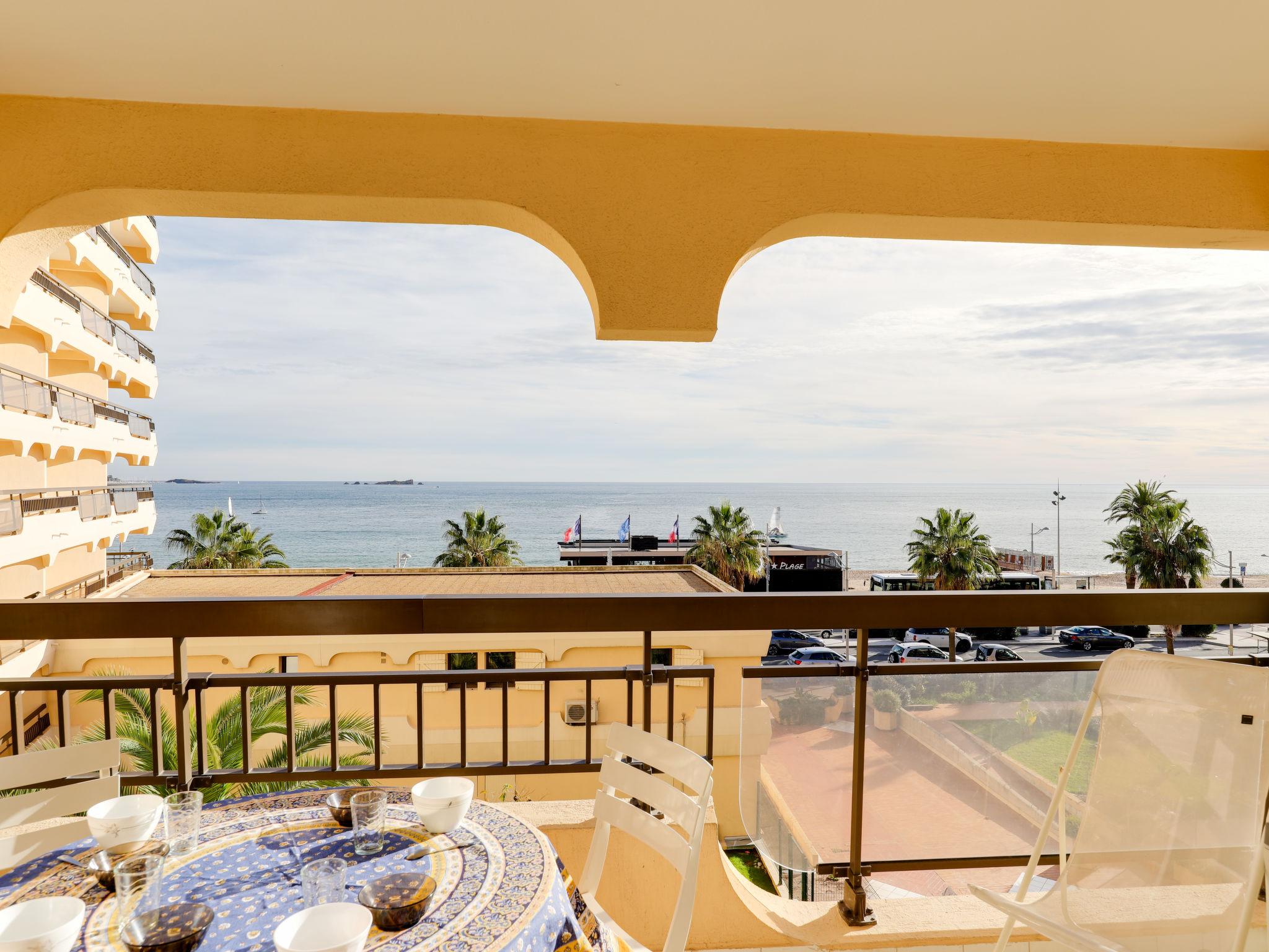 Foto 4 - Apartamento de 1 habitación en Fréjus con terraza y vistas al mar