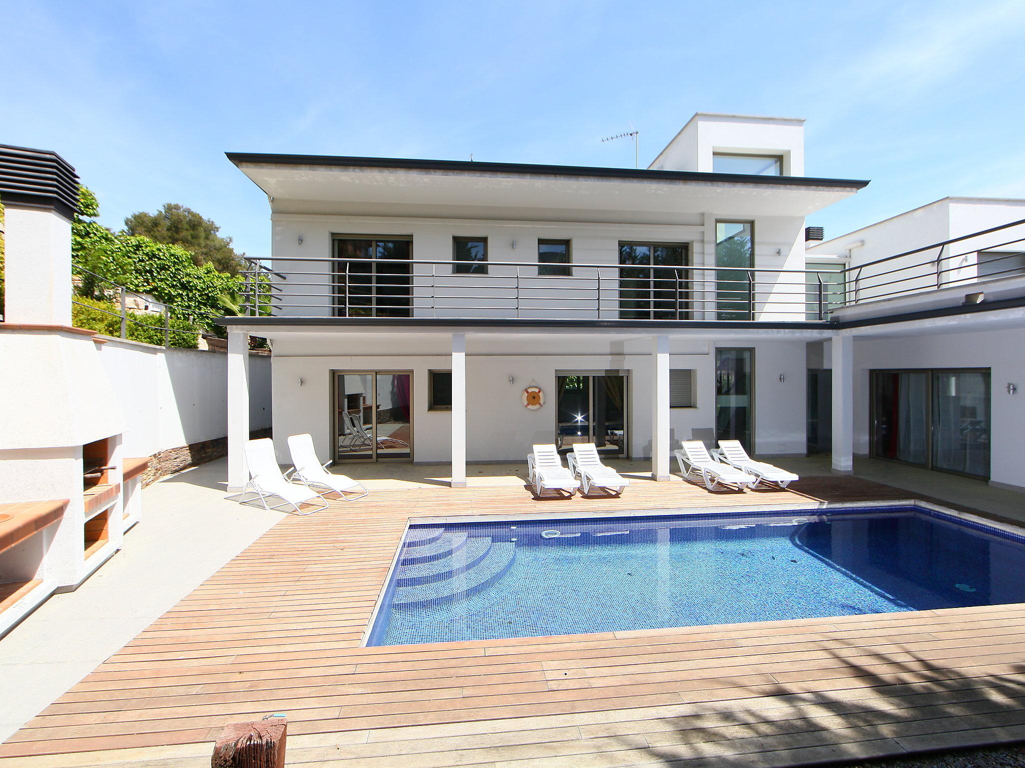 Photo 1 - Maison de 4 chambres à Lloret de Mar avec piscine privée et vues à la mer