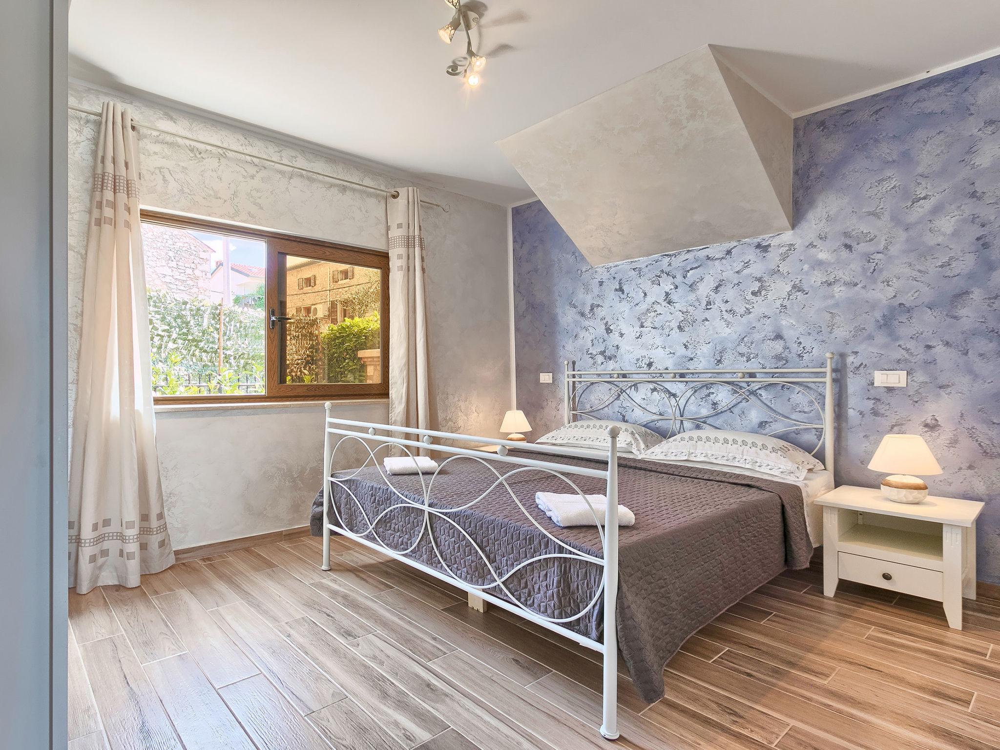 Foto 25 - Casa con 4 camere da letto a Brtonigla con piscina privata e vista mare