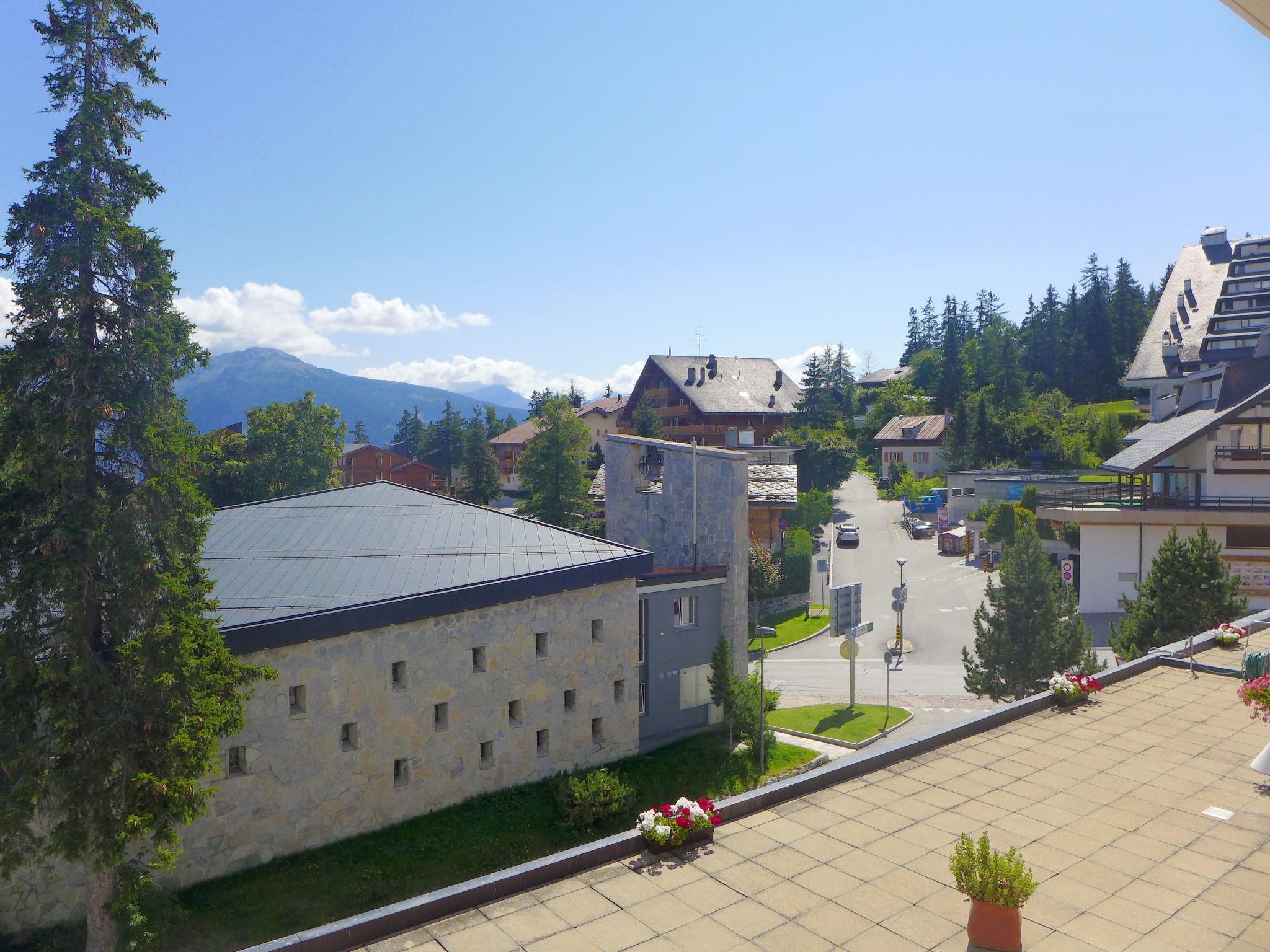 Foto 24 - Apartamento de 3 habitaciones en Crans-Montana con vistas a la montaña