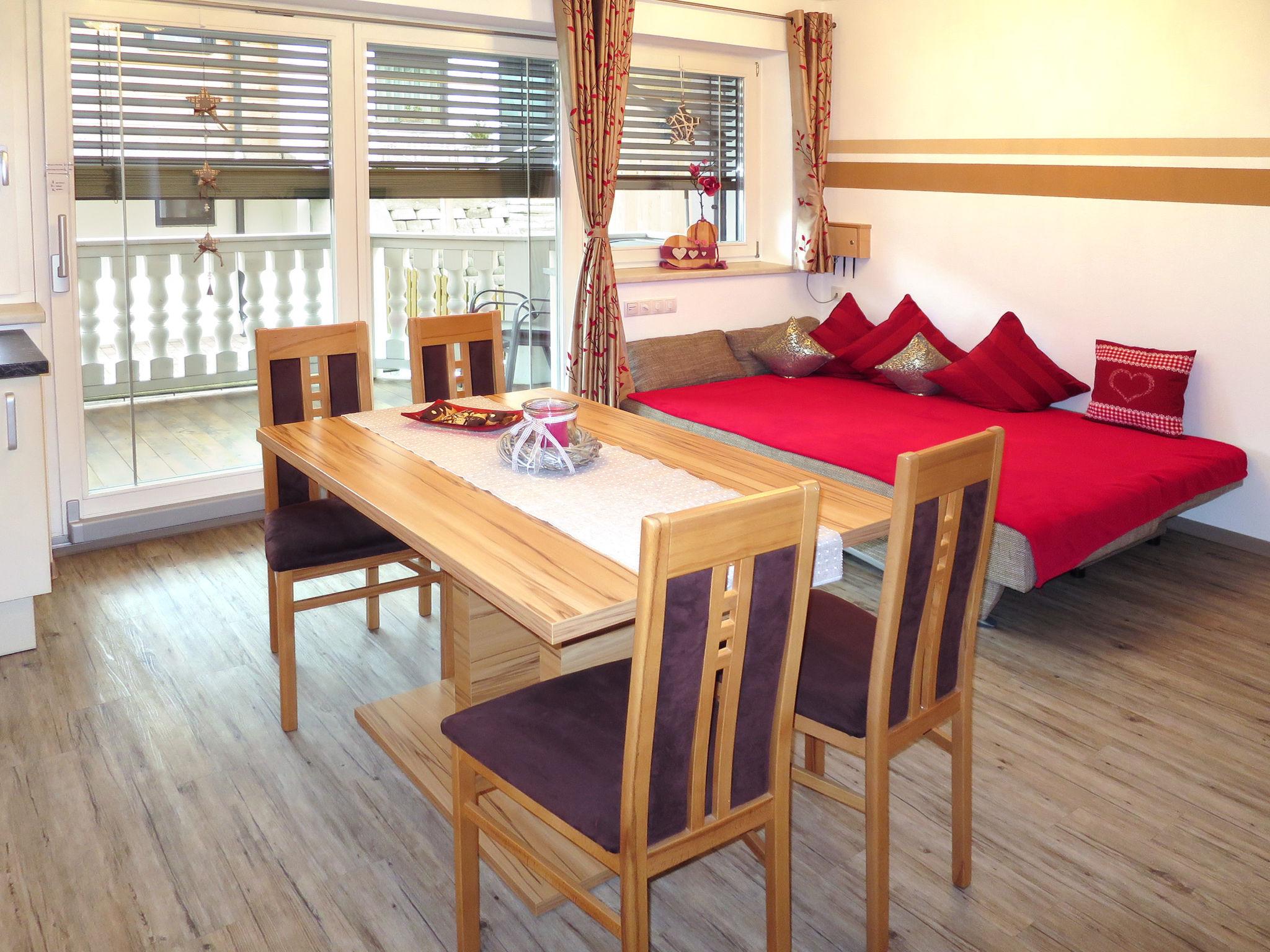 Photo 4 - 1 bedroom Apartment in Aschau im Zillertal with mountain view