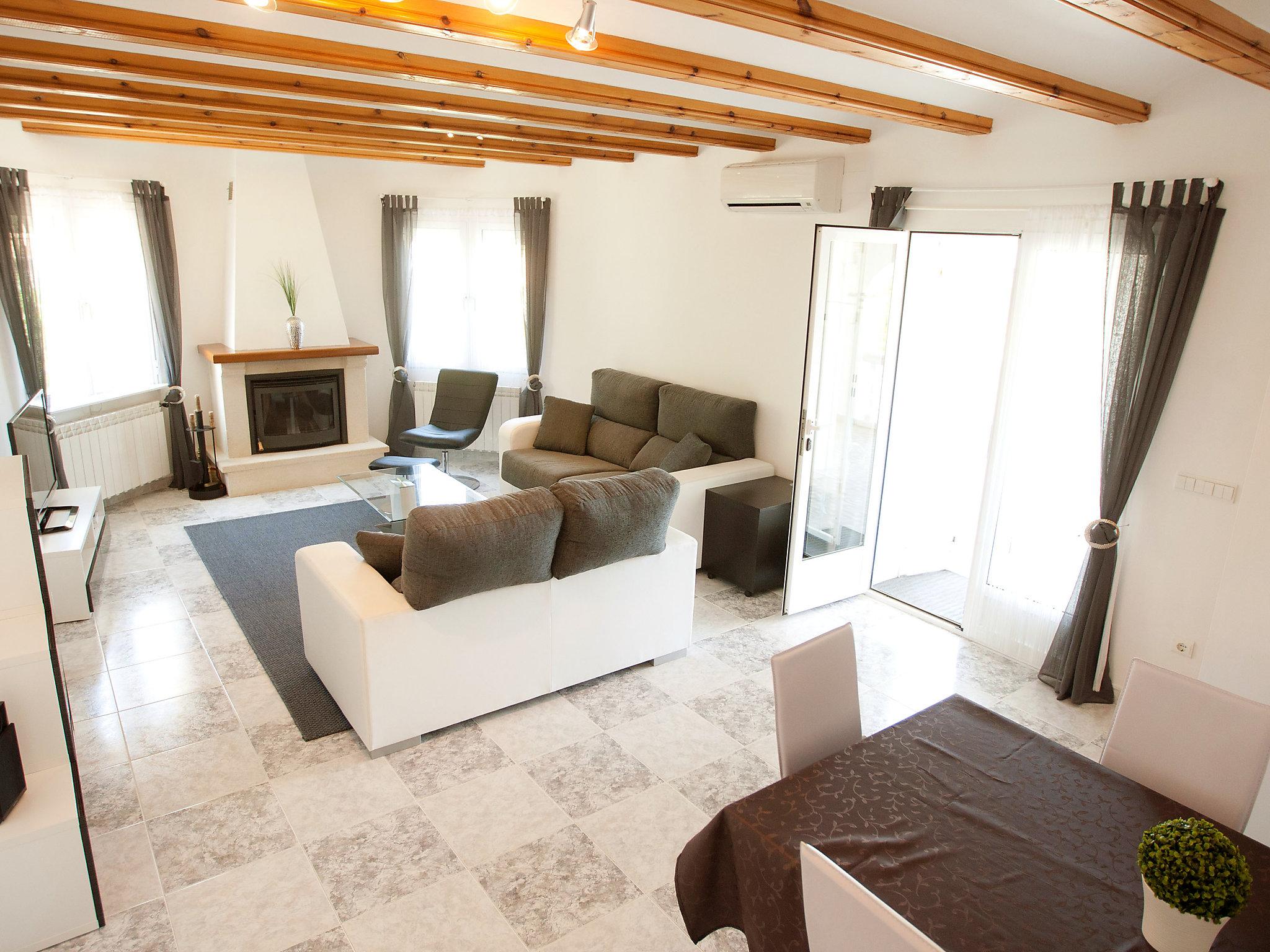 Foto 4 - Casa con 3 camere da letto a El Ràfol d'Almúnia con piscina privata e vista mare