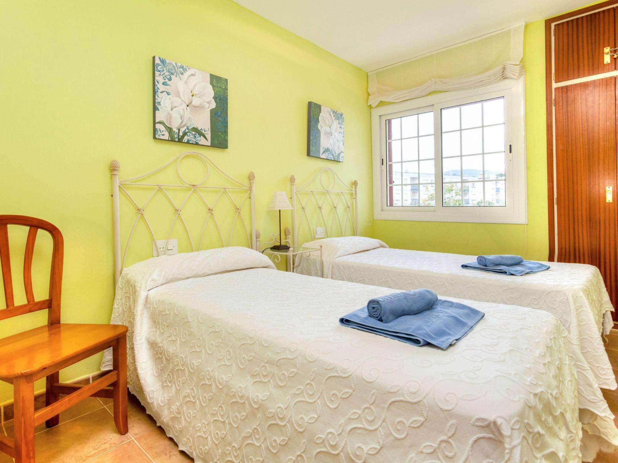 Foto 14 - Apartamento de 2 quartos em Llançà com terraço e vistas do mar