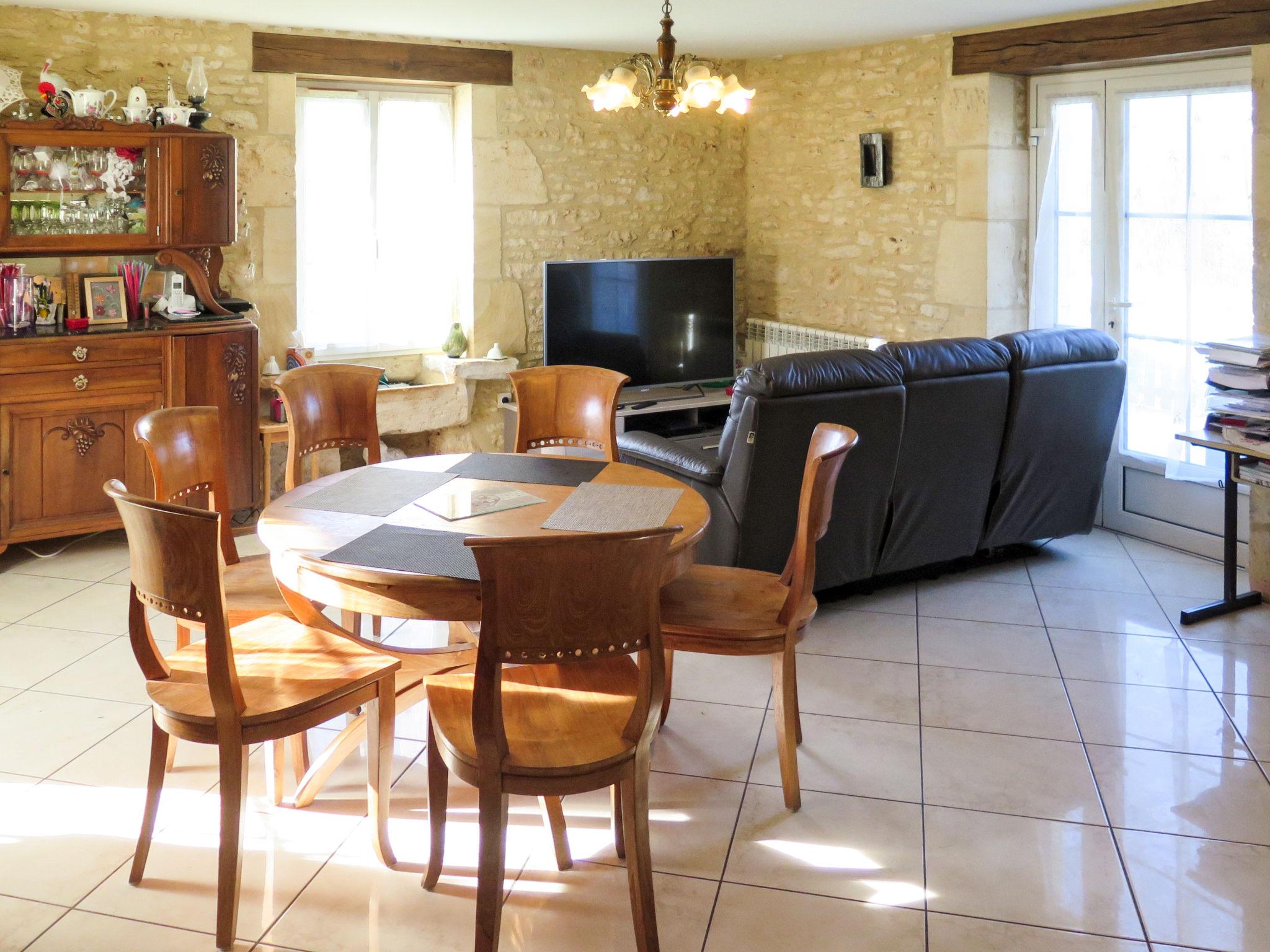 Photo 3 - 3 bedroom House in Montcabrier with private pool and garden