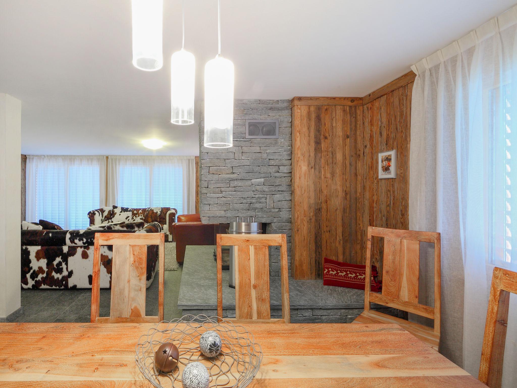 Photo 14 - 3 bedroom Apartment in Zermatt with sauna and mountain view