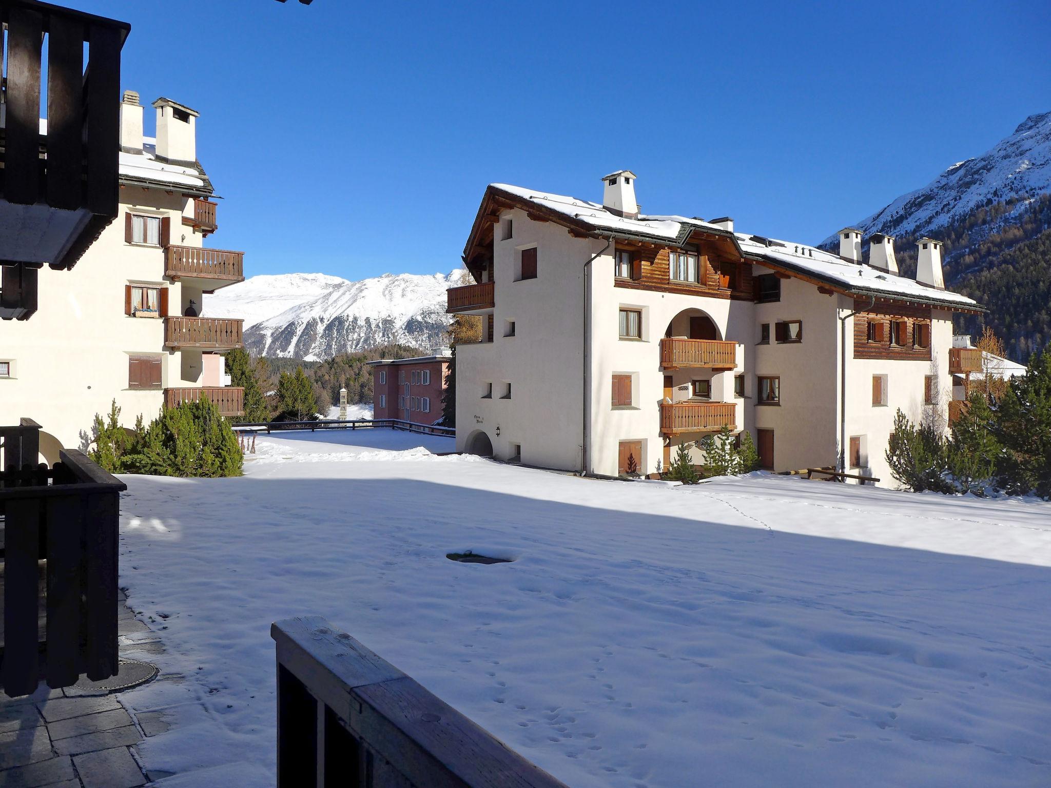 Photo 24 - Appartement de 2 chambres à Sankt Moritz avec vues sur la montagne