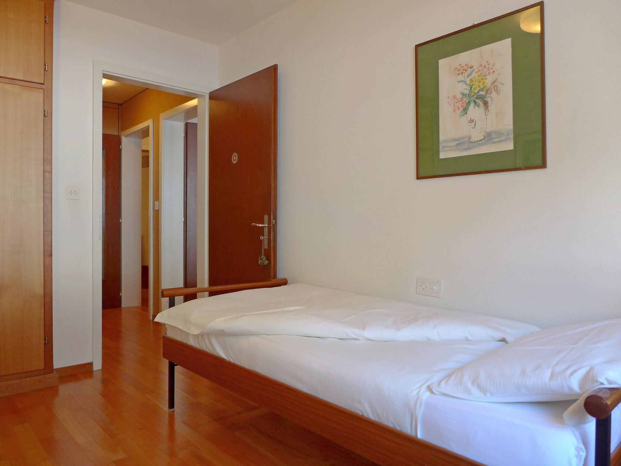 Foto 13 - Apartment mit 2 Schlafzimmern in Sankt Moritz mit blick auf die berge