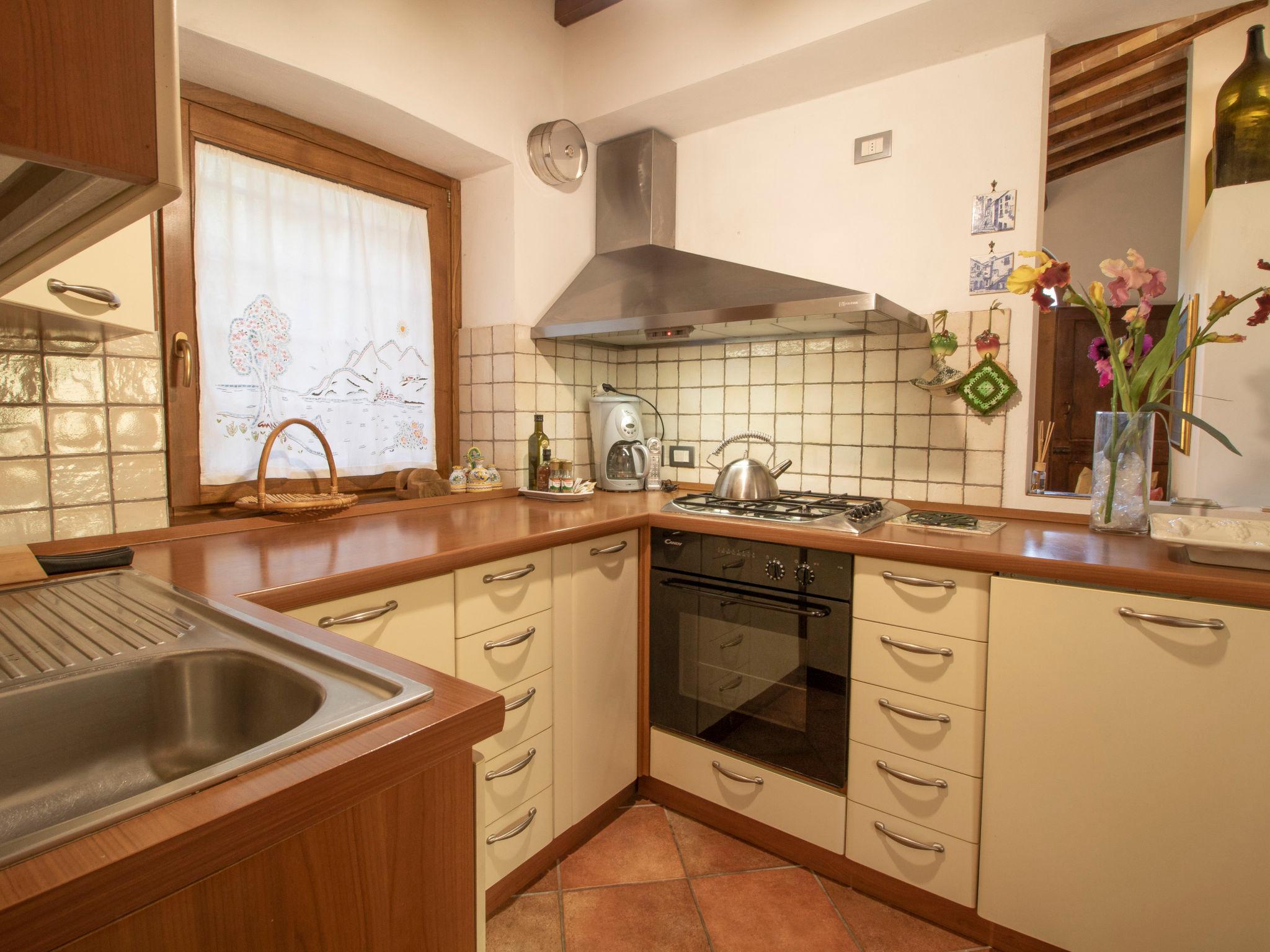 Photo 13 - 2 bedroom House in Bolsena with private pool and garden