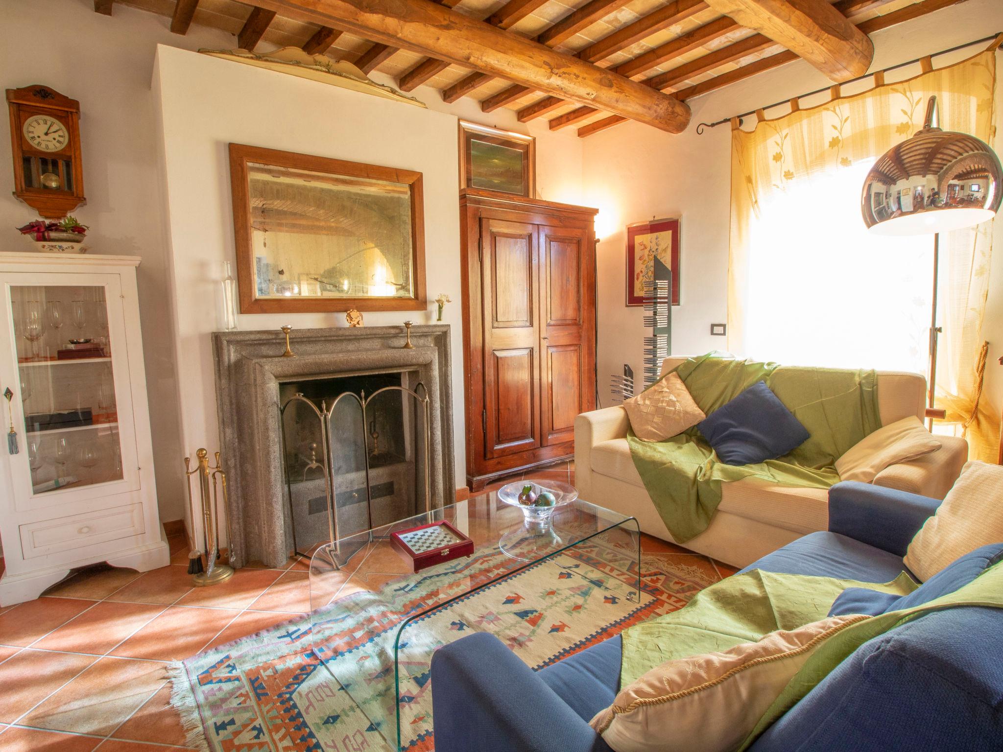 Photo 10 - 2 bedroom House in Bolsena with private pool and garden