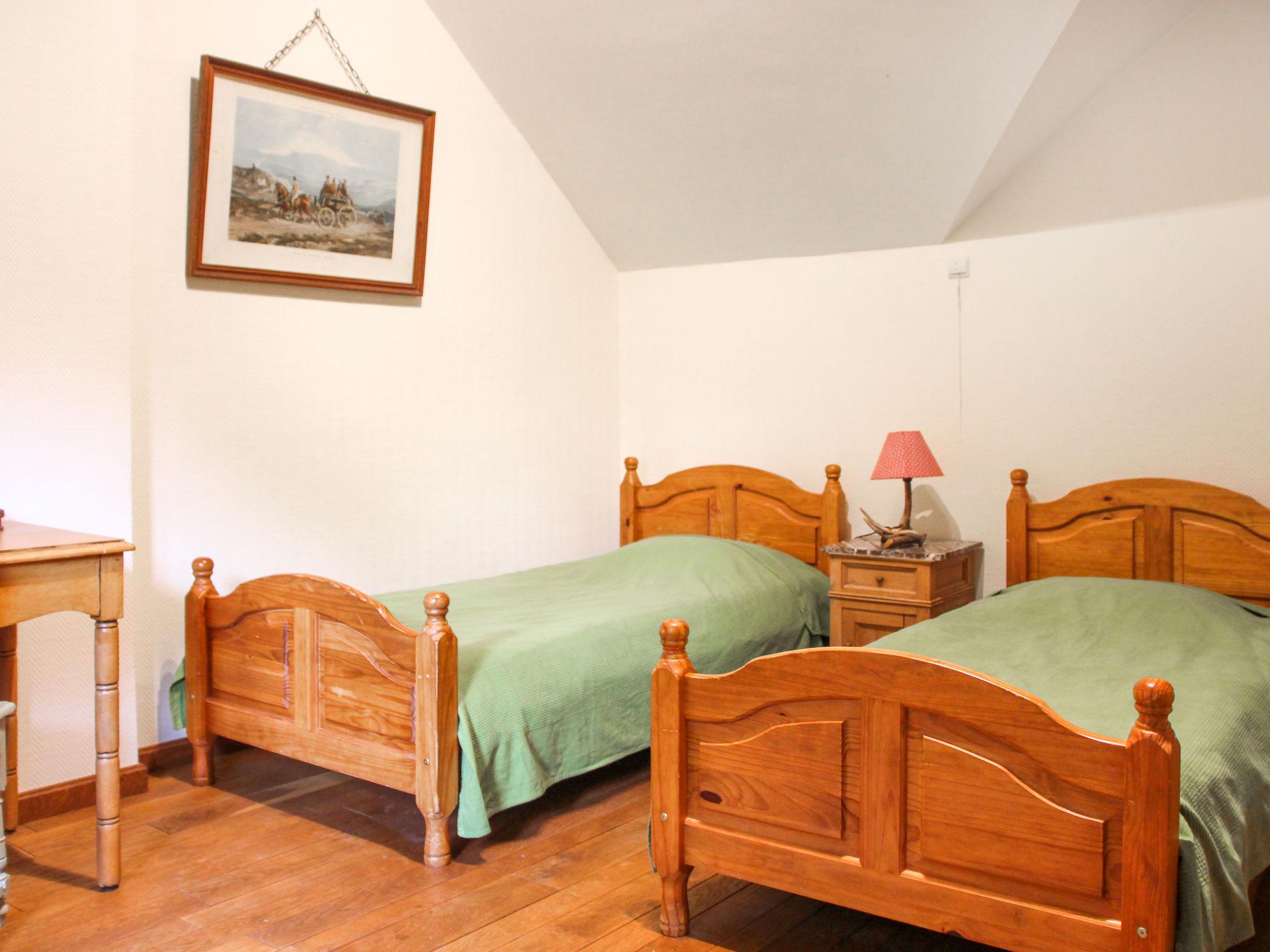 Foto 13 - Haus mit 6 Schlafzimmern in Marche-en-Famenne mit garten und terrasse