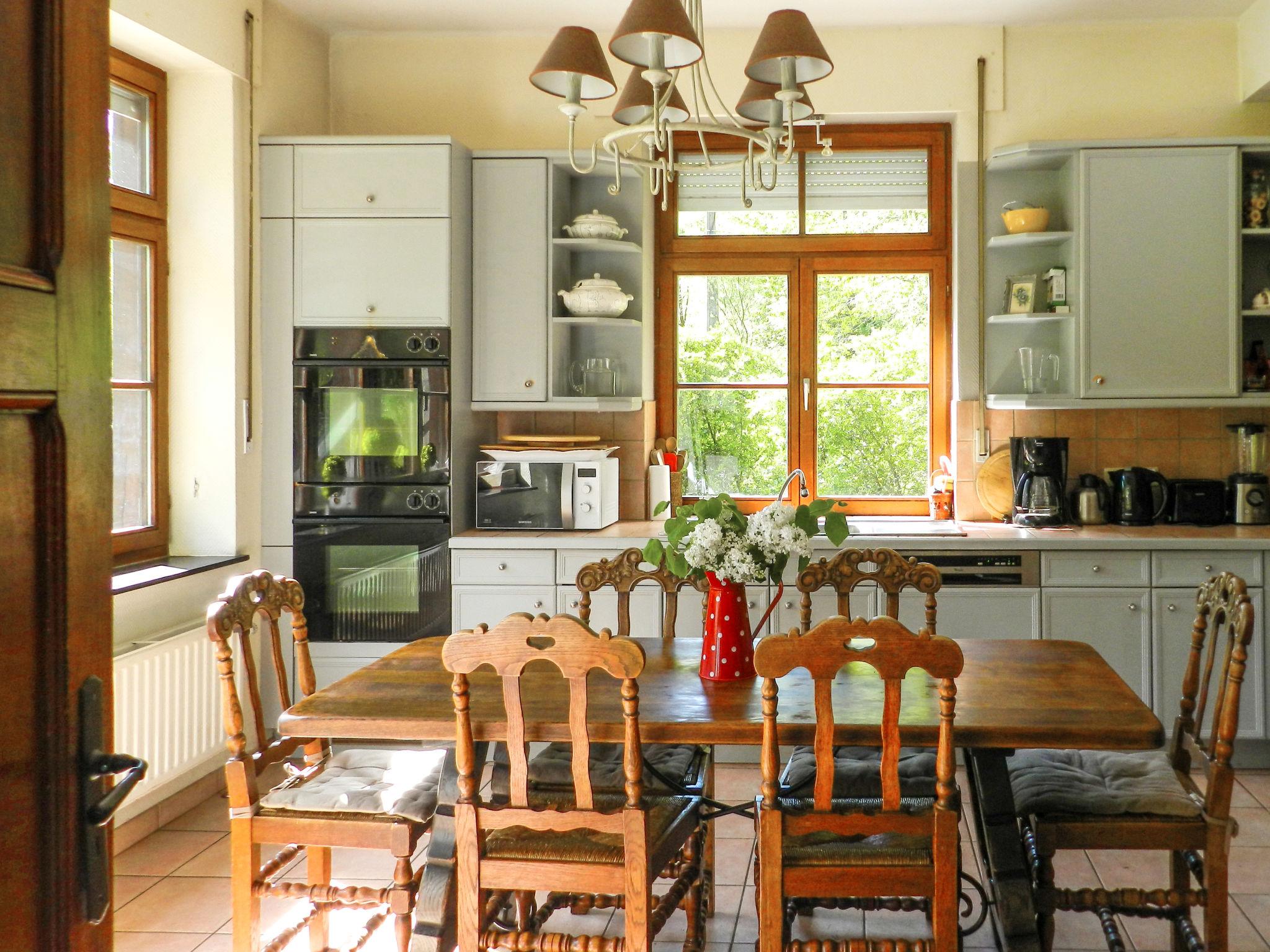 Photo 3 - Maison de 6 chambres à Marche-en-Famenne avec jardin et terrasse