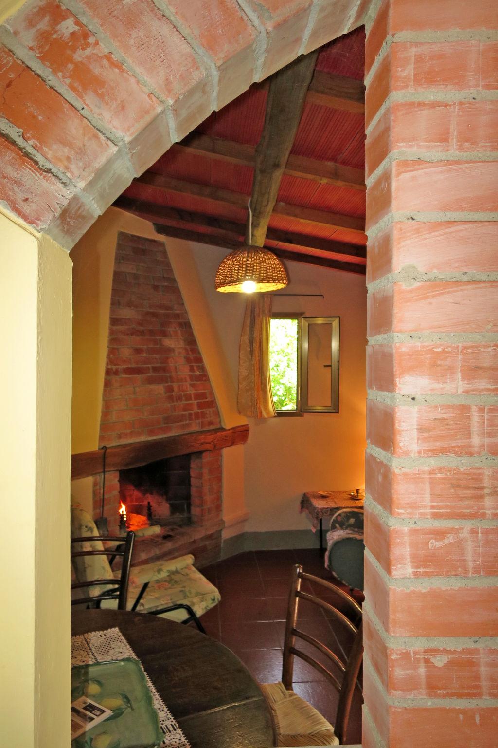 Photo 7 - Maison de 1 chambre à Castelfranco Piandiscò avec piscine et jardin